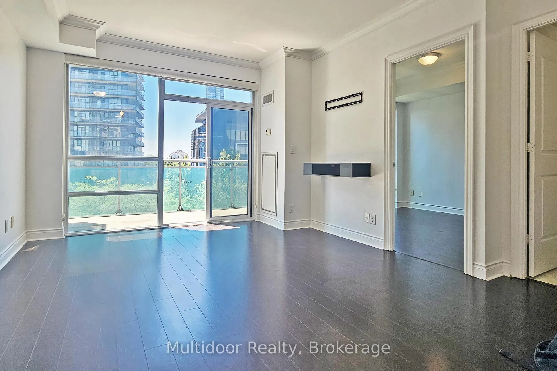 Photo 10 of Unit 413, 16 Brookers Lane, Etobicoke, Mimico — HOMEH