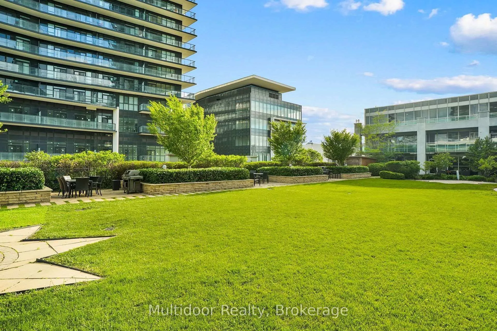 Photo 23 of Unit 413, 16 Brookers Lane, Etobicoke, Mimico — HOMEH