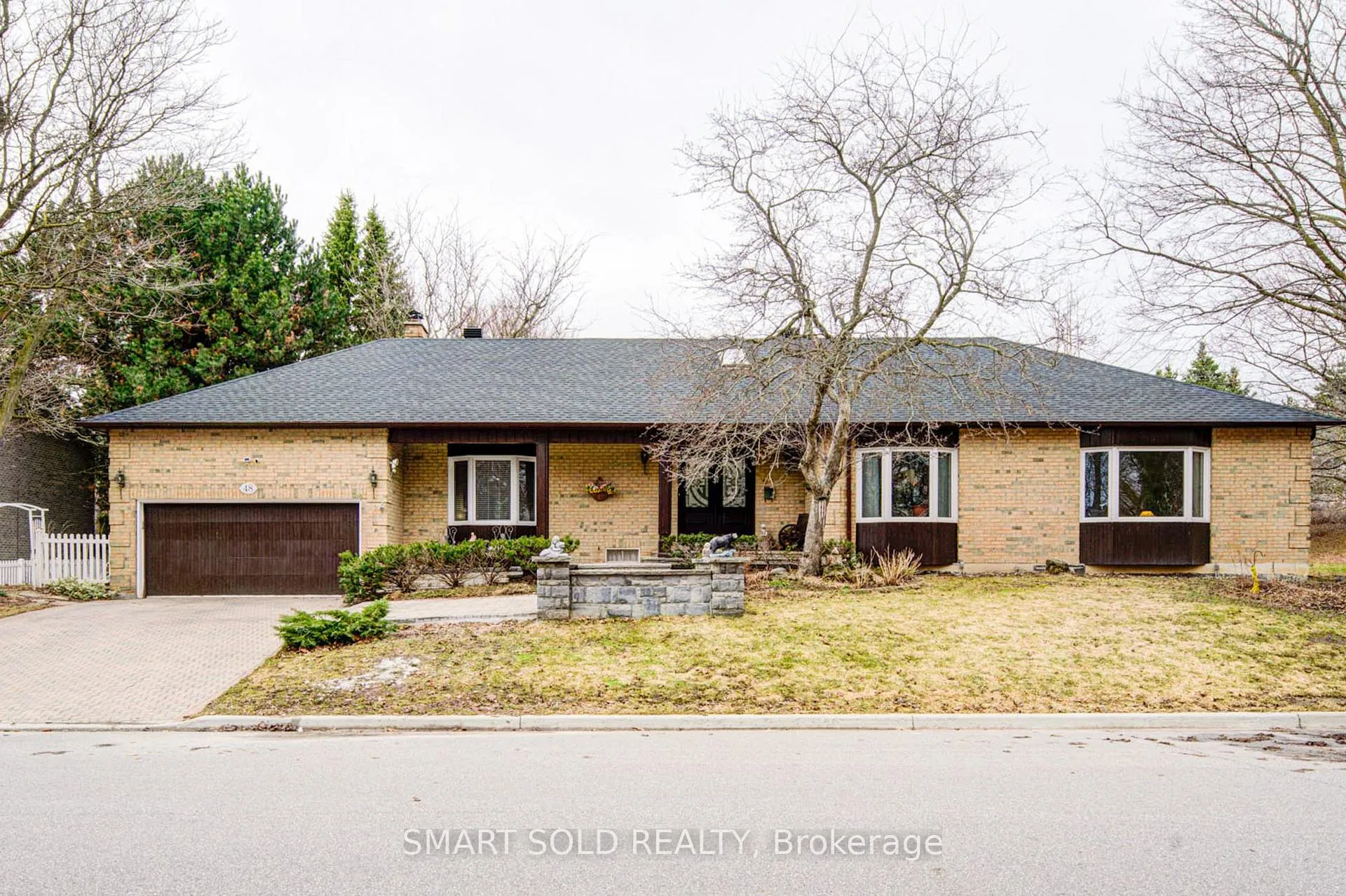 Photo 1 of 48 Montgomery Court, Markham, Buttonville — HOMEH