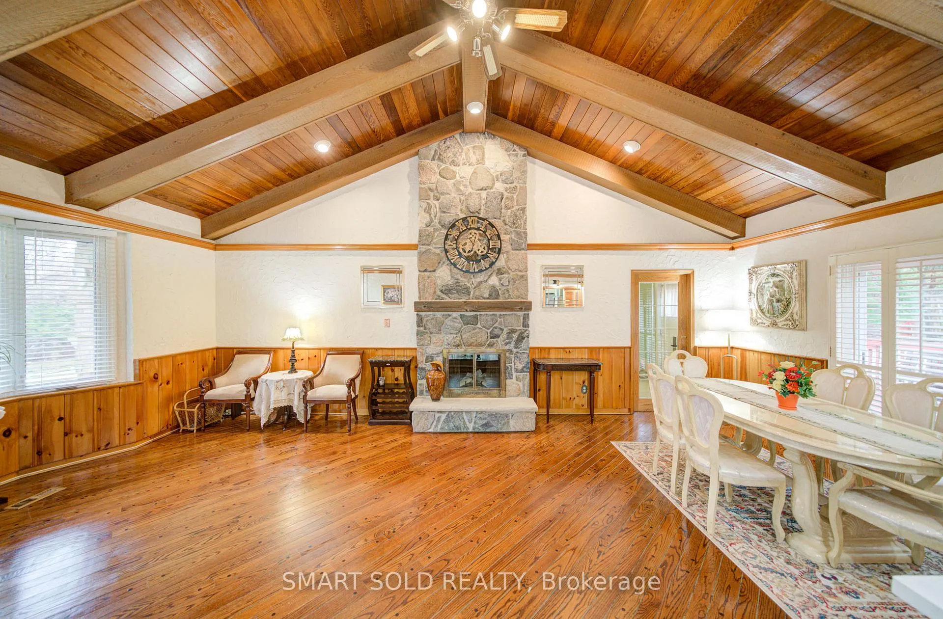 Photo 16 of 48 Montgomery Court, Markham, Buttonville — HOMEH