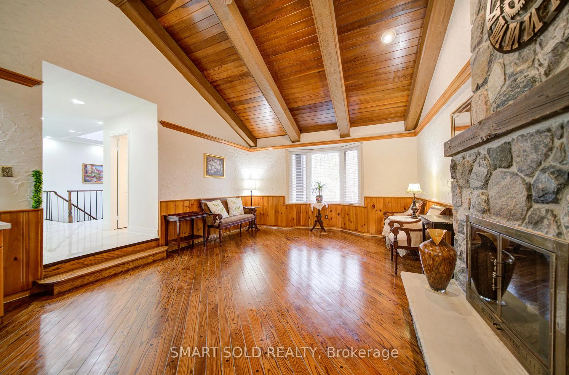 Photo 17 of 48 Montgomery Court, Markham, Buttonville — HOMEH