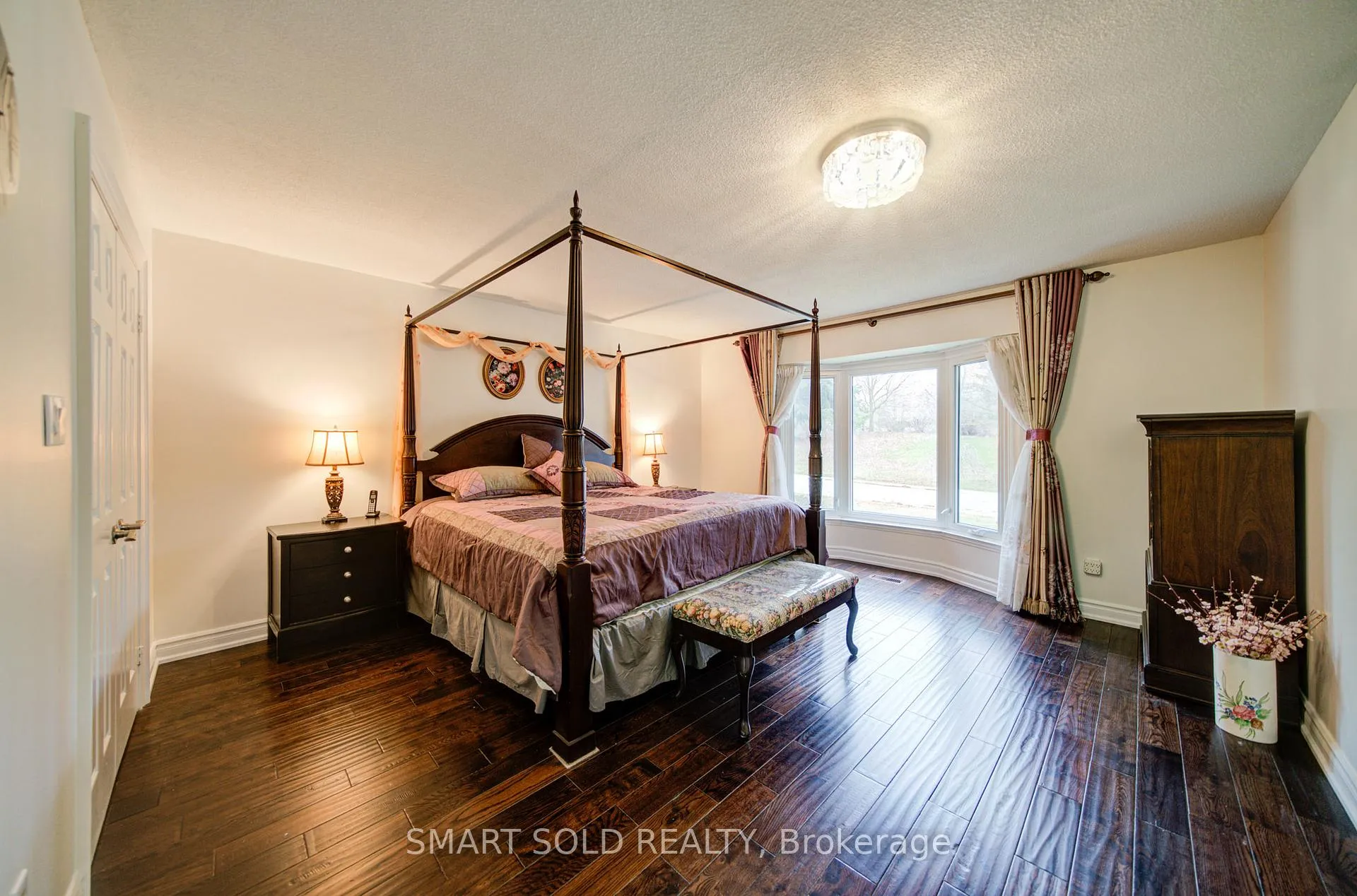 Photo 26 of 48 Montgomery Court, Markham, Buttonville — HOMEH