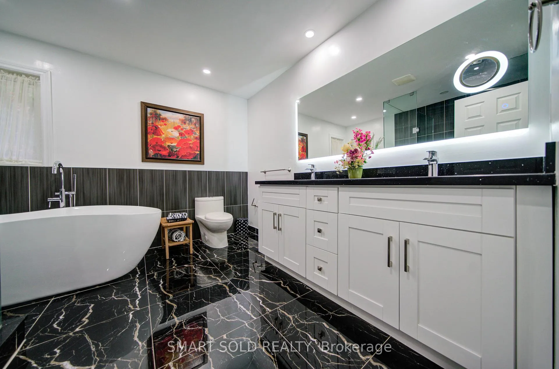 Photo 28 of 48 Montgomery Court, Markham, Buttonville — HOMEH