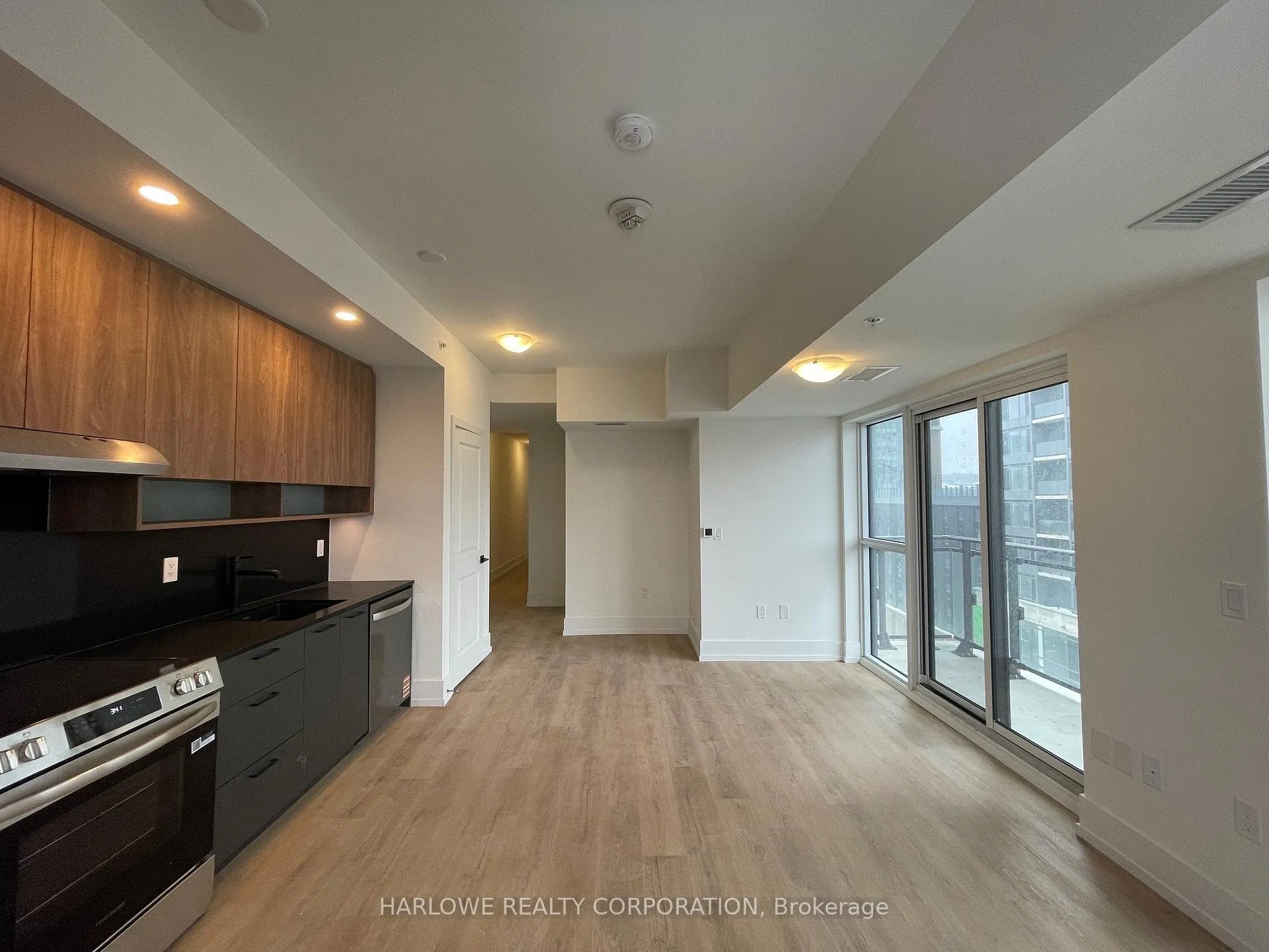 Photo 1 of Unit 901, 206 King Street W, Hamilton, Central — HOMEH