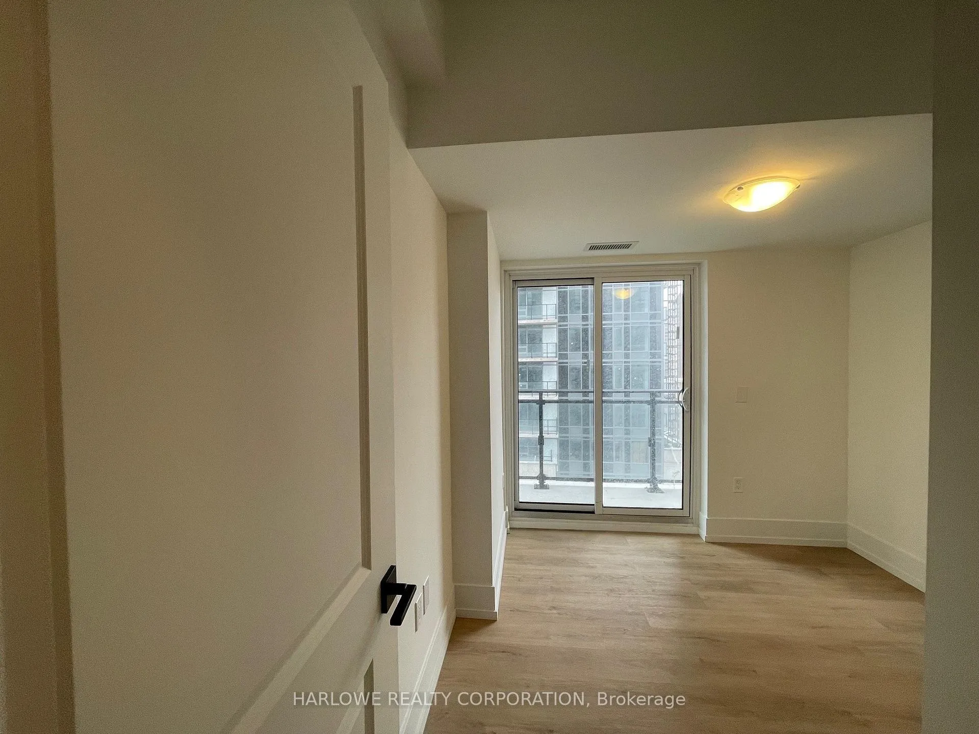 Photo 7 of Unit 901, 206 King Street W, Hamilton, Central — HOMEH