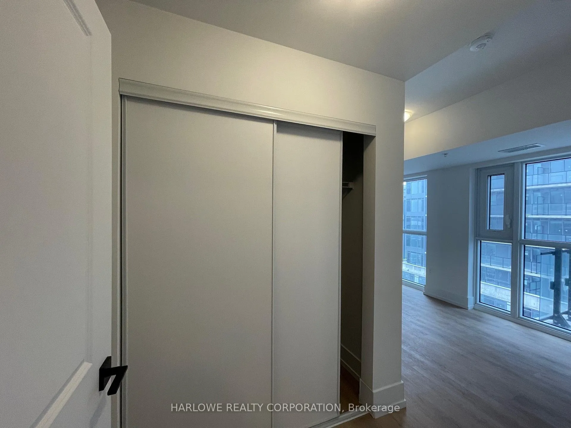 Photo 9 of Unit 901, 206 King Street W, Hamilton, Central — HOMEH