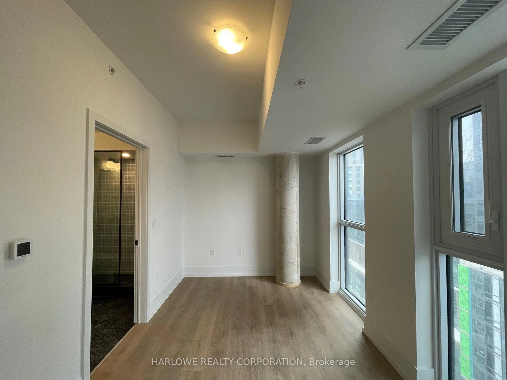 Photo 10 of Unit 901, 206 King Street W, Hamilton, Central — HOMEH