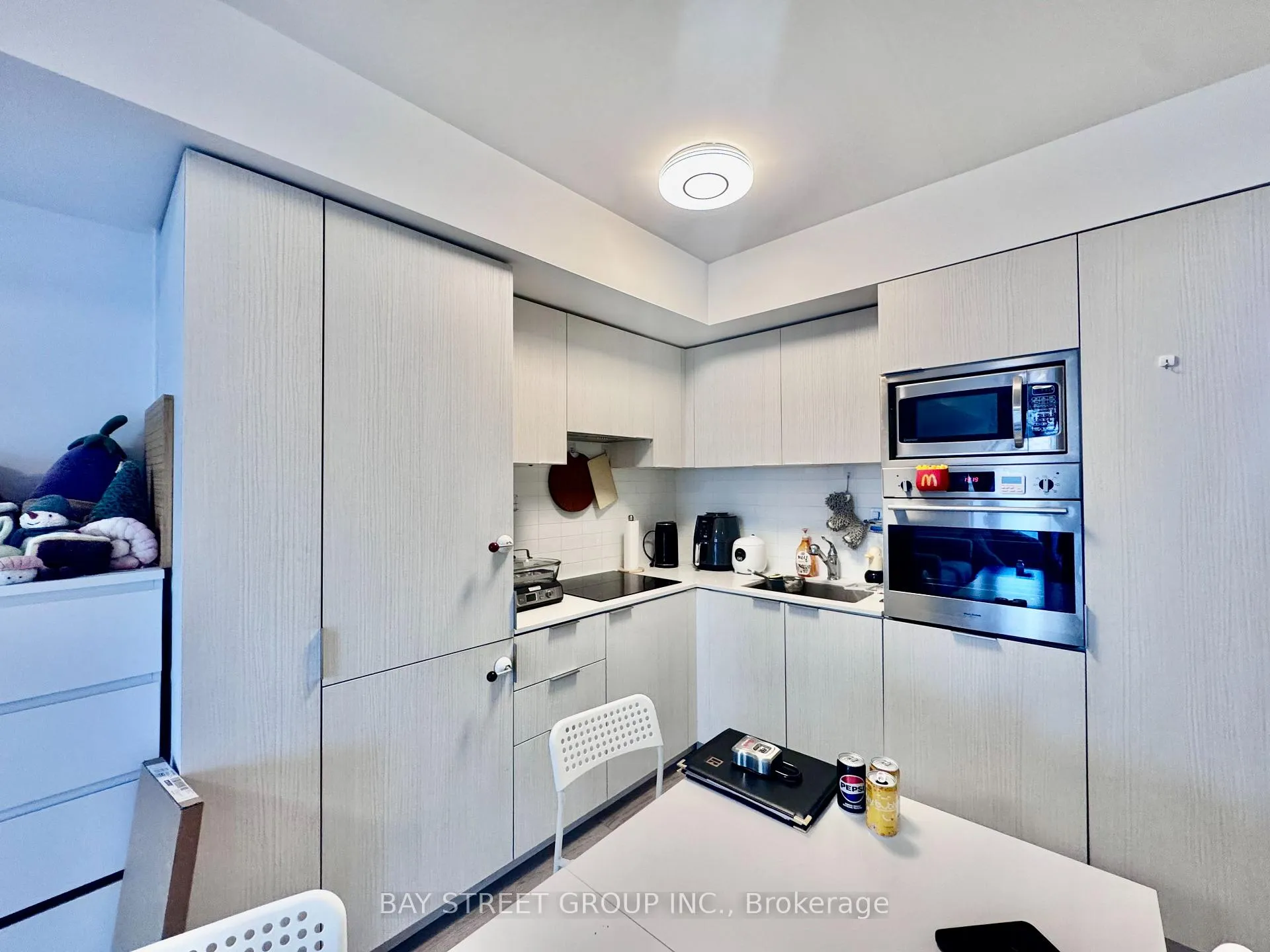 Photo 13 of Unit 2103, 11 Wellesley Street W, Toronto, Bay Street Corridor — HOMEH