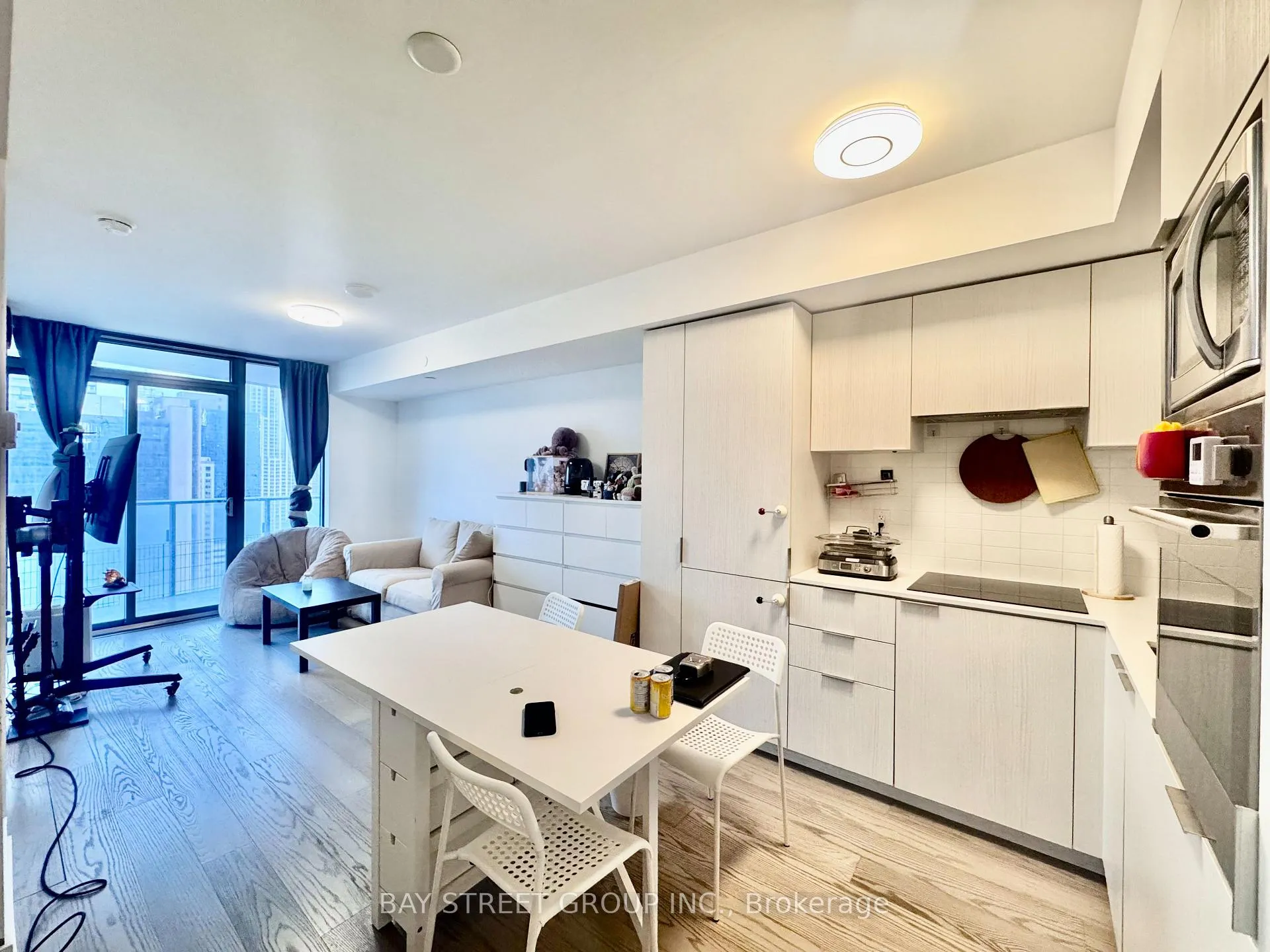 Photo 17 of Unit 2103, 11 Wellesley Street W, Toronto, Bay Street Corridor — HOMEH