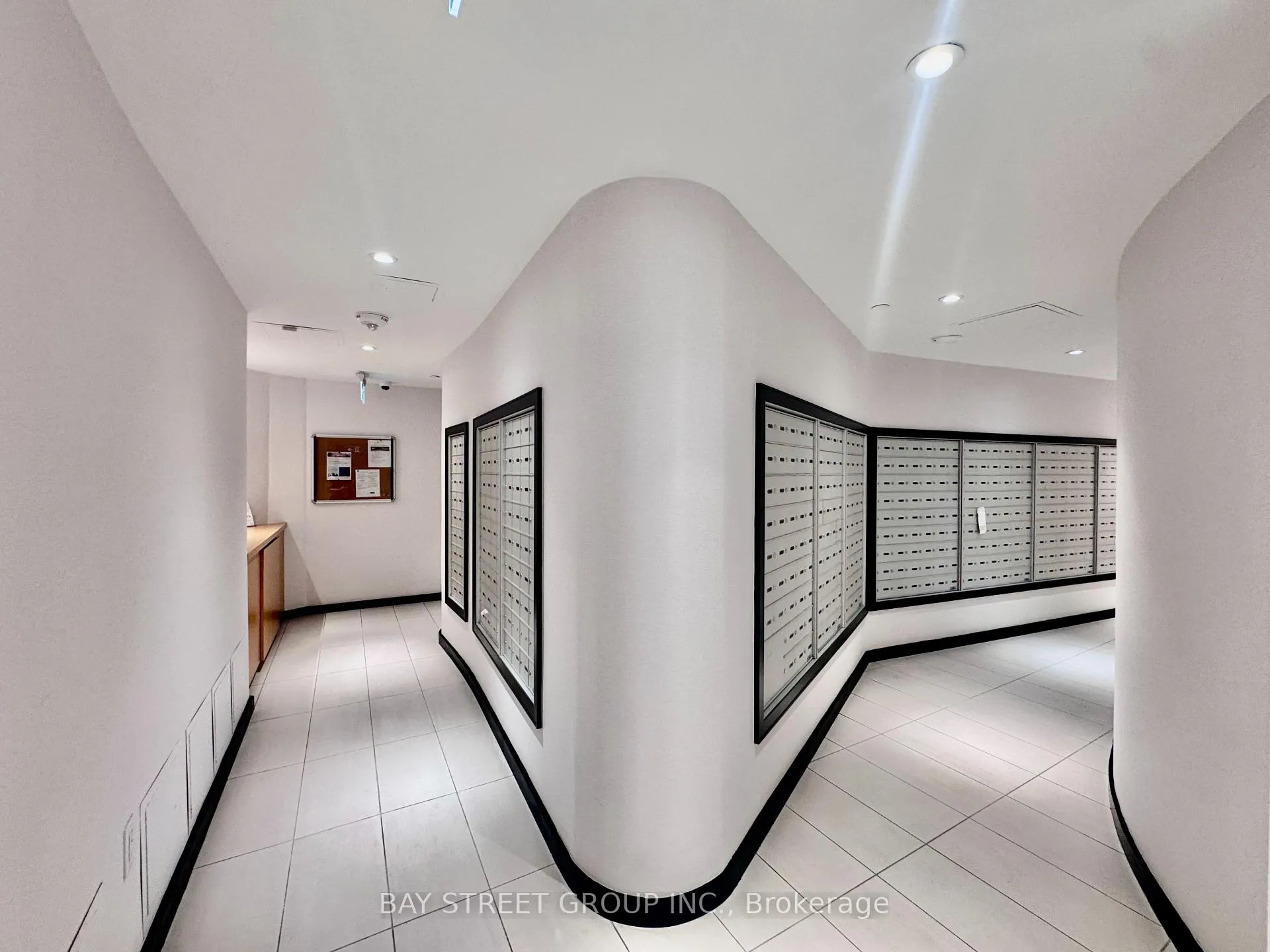Photo 27 of Unit 2103, 11 Wellesley Street W, Toronto, Bay Street Corridor — HOMEH