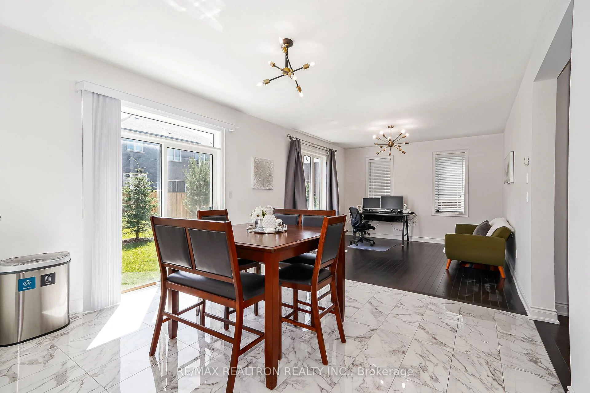 Photo 8 of 19 Middleton Drive, Wasaga Beach — HOMEH