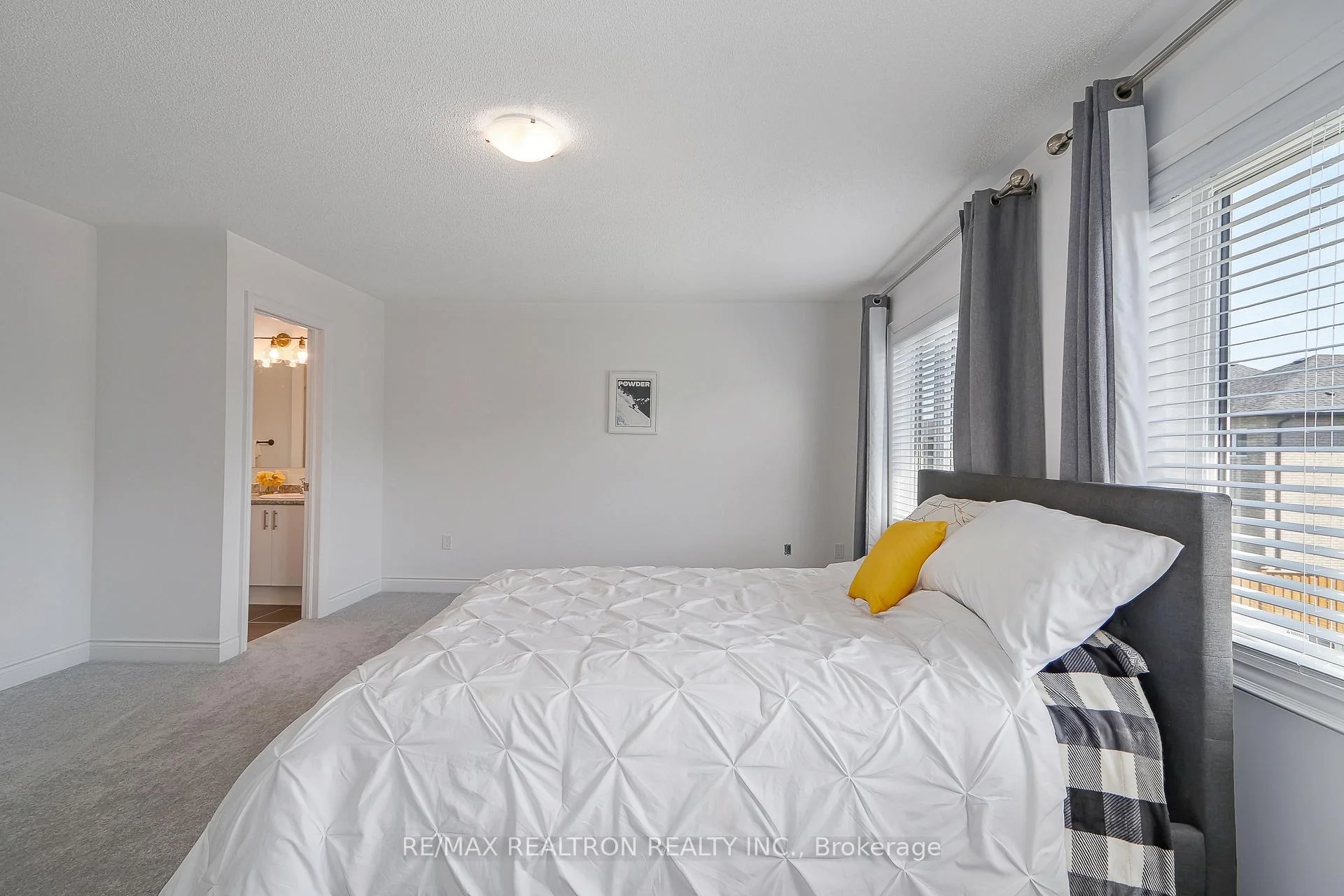 Photo 20 of 19 Middleton Drive, Wasaga Beach — HOMEH