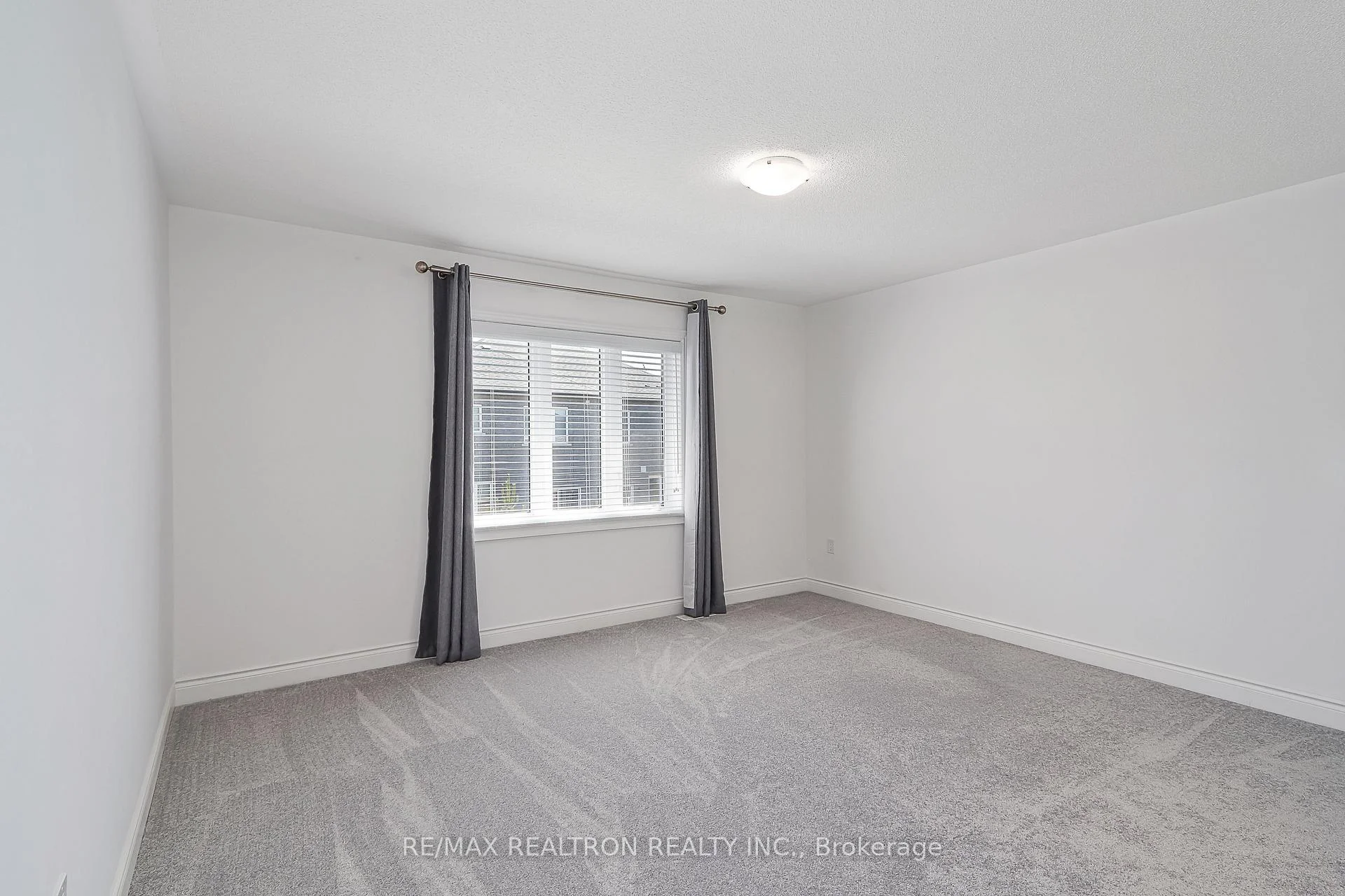 Photo 22 of 19 Middleton Drive, Wasaga Beach — HOMEH
