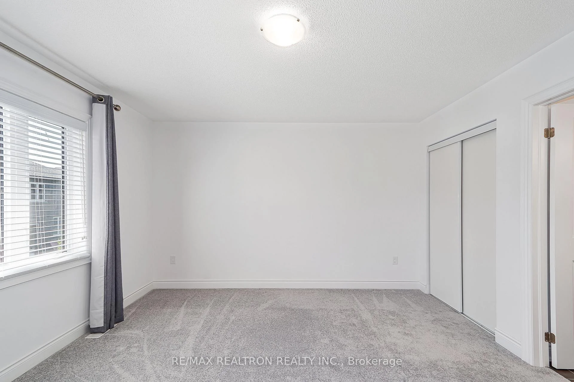 Photo 24 of 19 Middleton Drive, Wasaga Beach — HOMEH