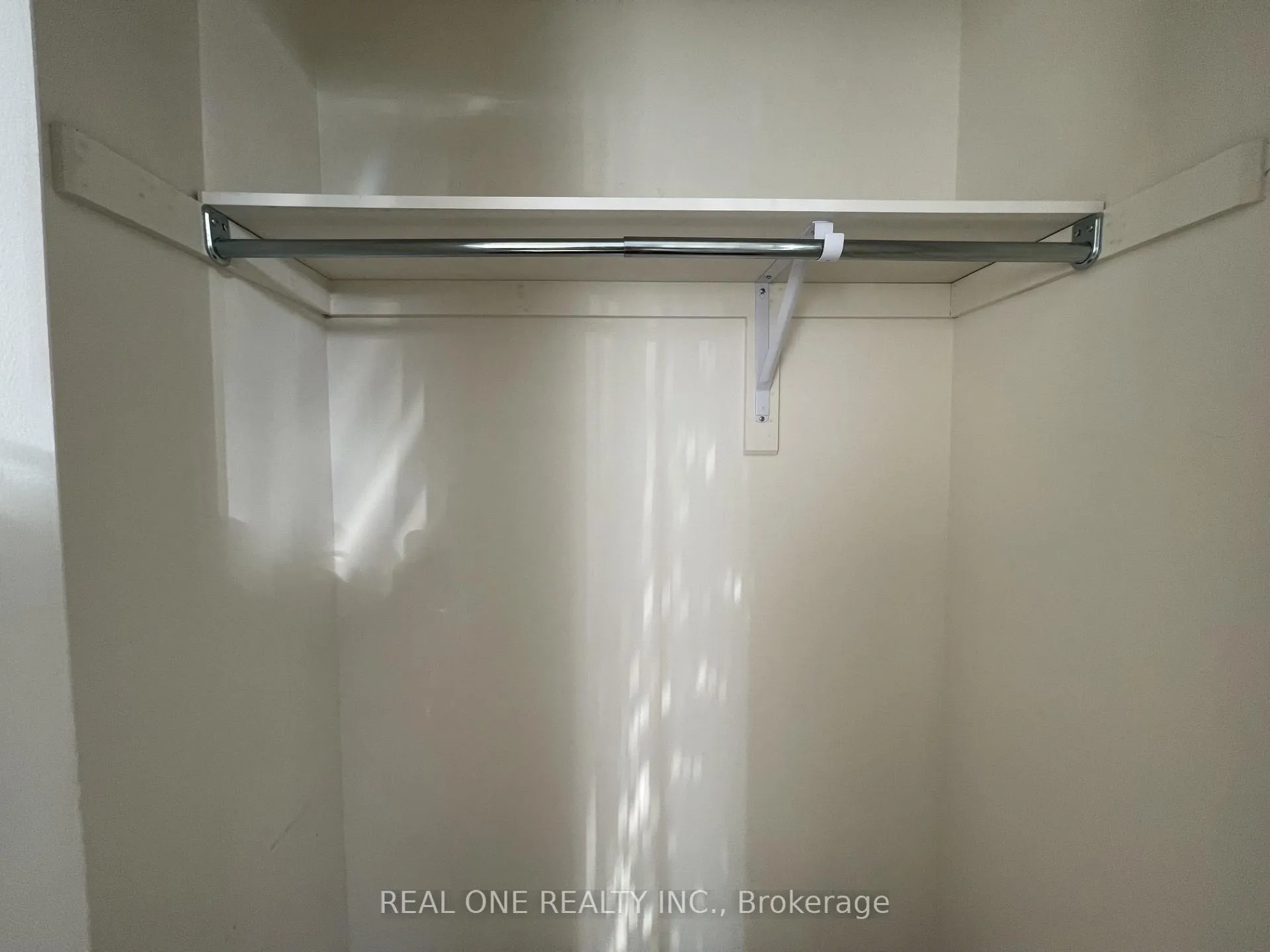 Photo 5 of Unit Room1, 3900 Lodi Road, Burlington, Alton — HOMEH