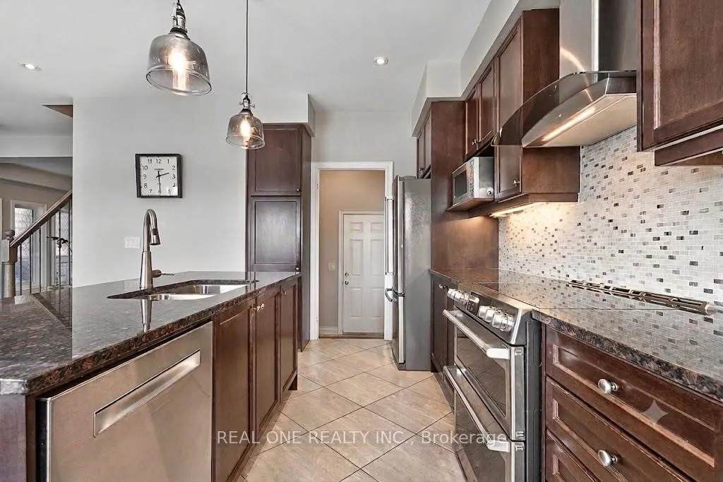 Photo 9 of Unit Room2, 3900 Lodi Road, Burlington, Alton — HOMEH