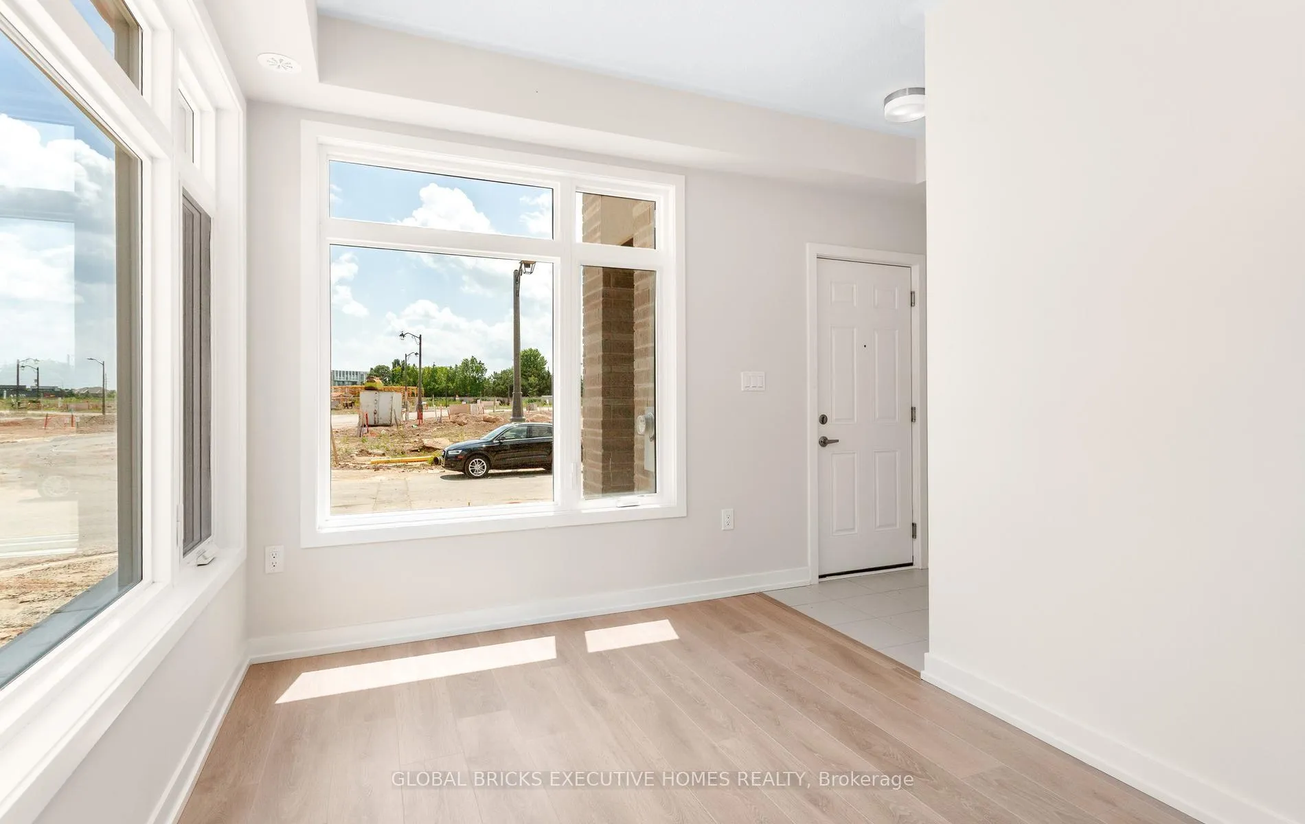 Photo 5 of Unit #1, 3095 Robert Lamb Boulevard, Oakville, Joshua Meadows — HOMEH