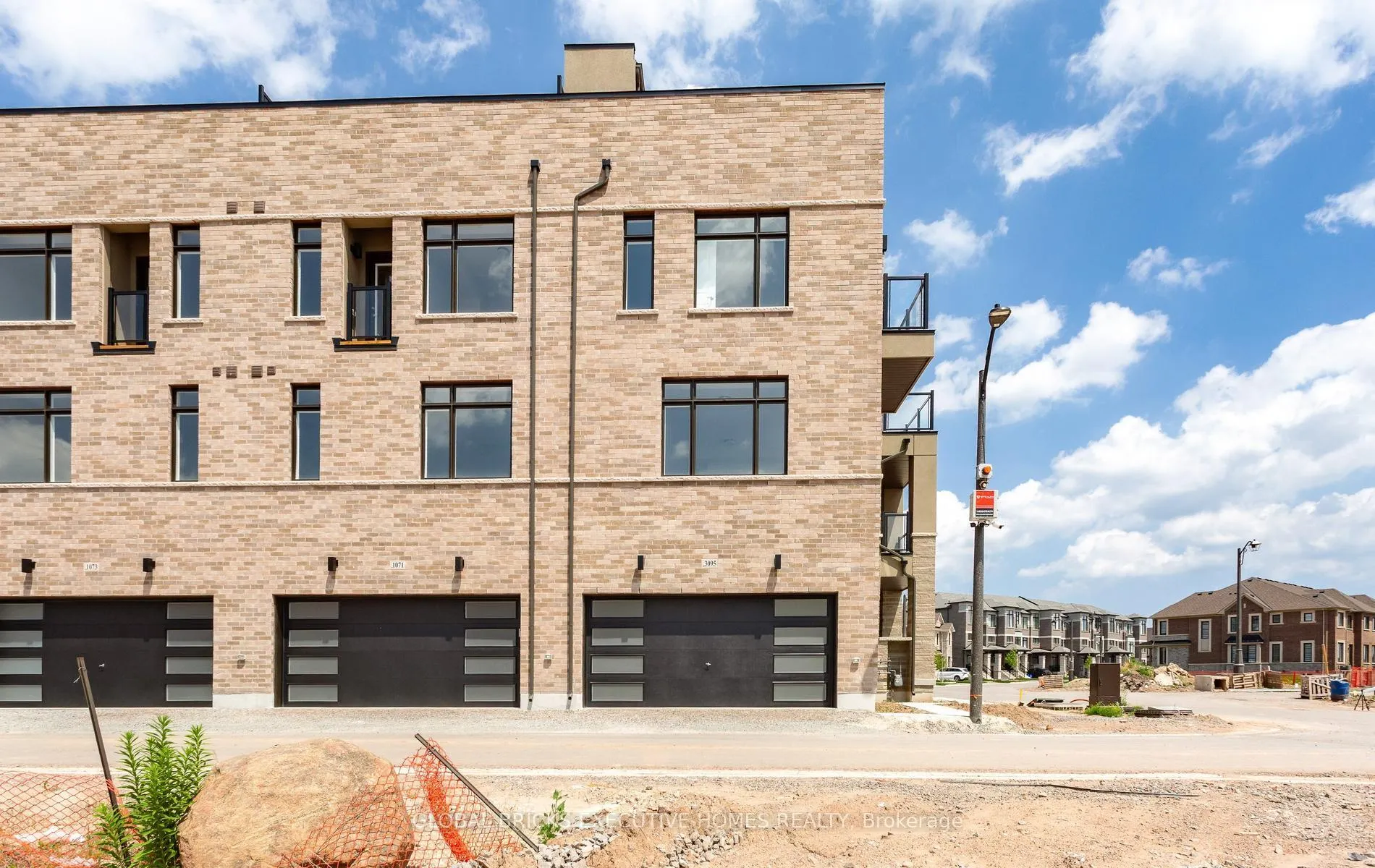 Photo 38 of Unit #1, 3095 Robert Lamb Boulevard, Oakville, Joshua Meadows — HOMEH
