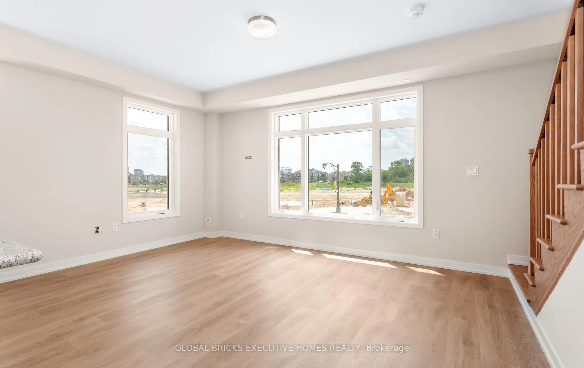 Photo 8 of Unit #2, 3095 Robert Lamb Boulevard, Oakville, Joshua Meadows — HOMEH
