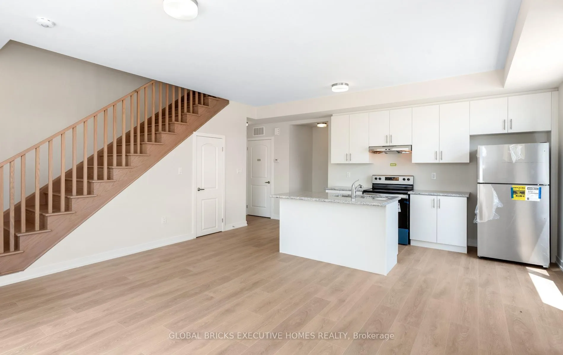 Photo 10 of Unit #2, 3095 Robert Lamb Boulevard, Oakville, Joshua Meadows — HOMEH