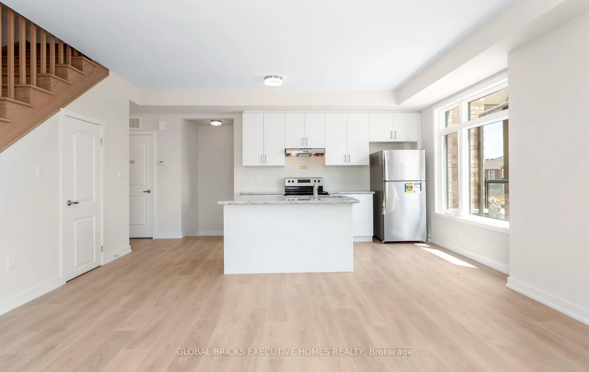 Photo 12 of Unit #2, 3095 Robert Lamb Boulevard, Oakville, Joshua Meadows — HOMEH