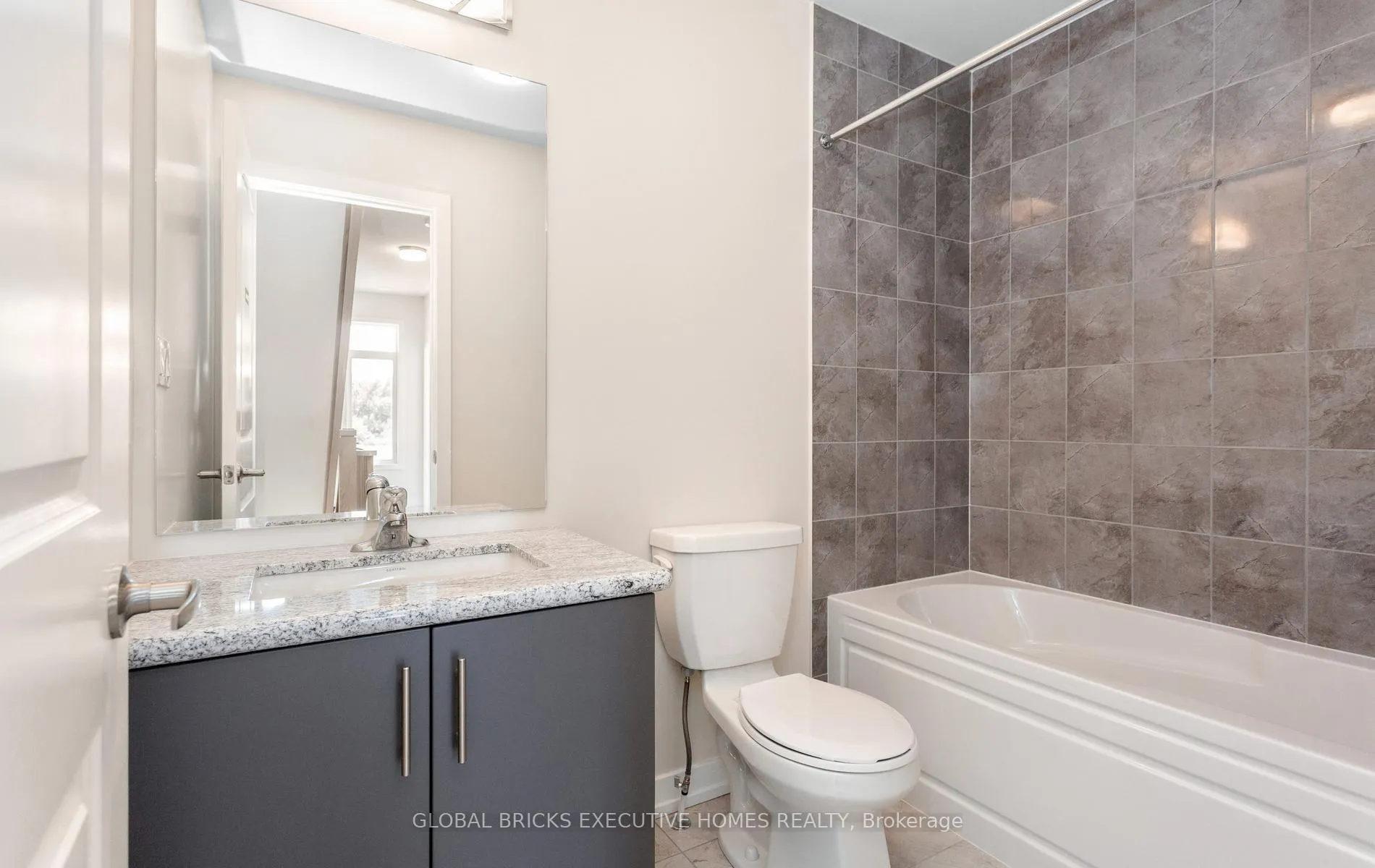 Photo 27 of Unit #2, 3095 Robert Lamb Boulevard, Oakville, Joshua Meadows — HOMEH