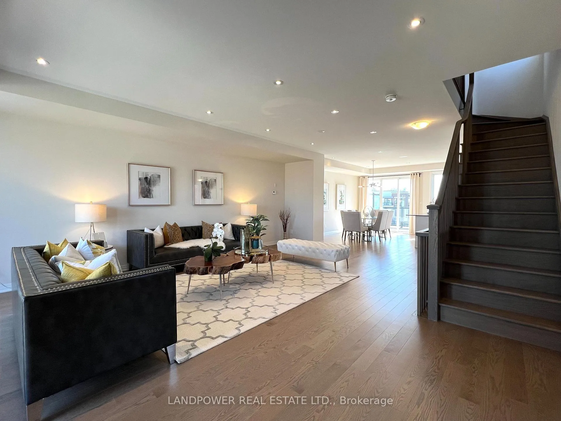 Photo 12 of 1655 Bur Oak Avenue, Markham, Wismer — HOMEH