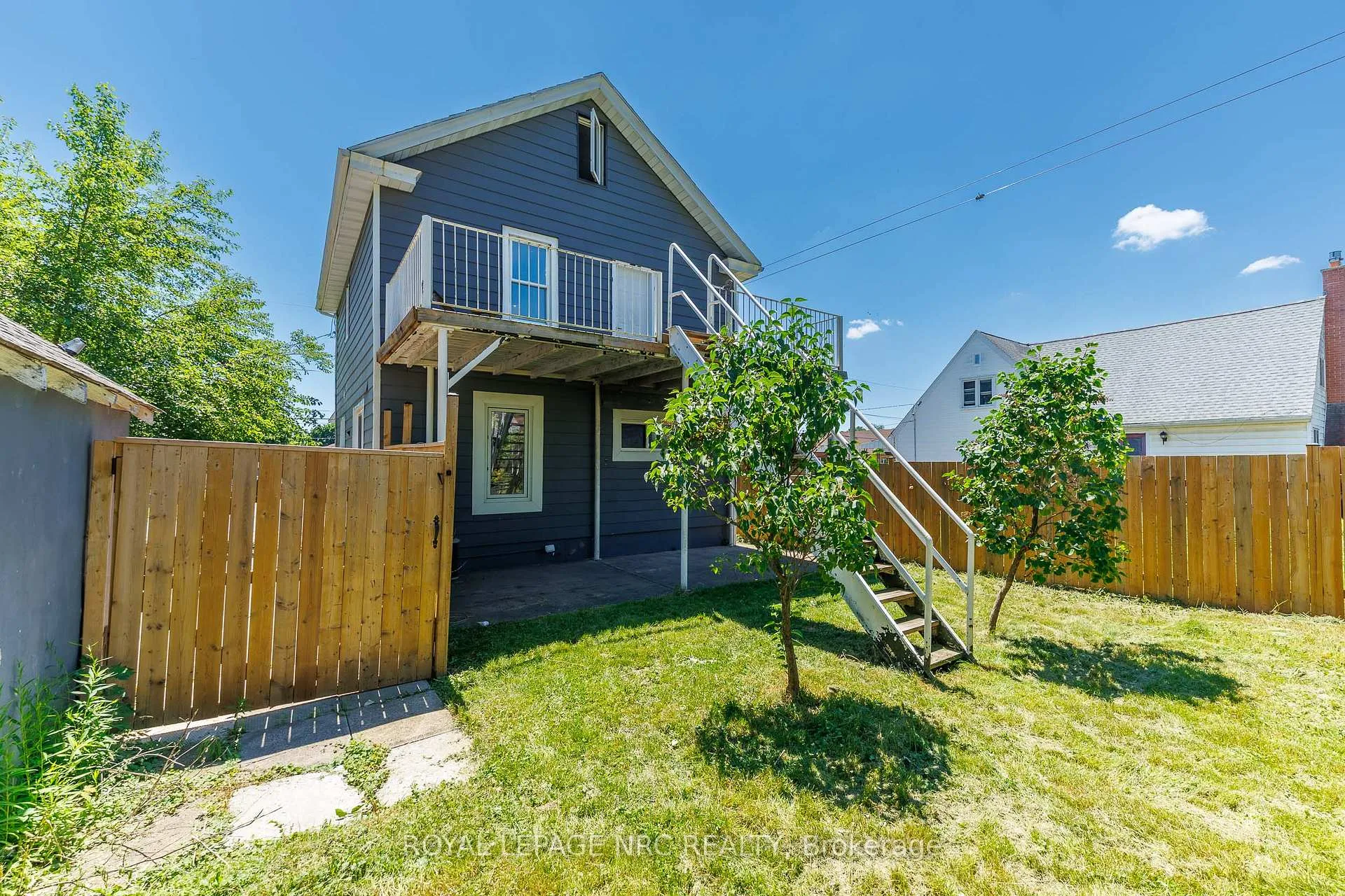 Photo 30 of 6423 Barker Street, Niagara Falls, Dorchester — HOMEH