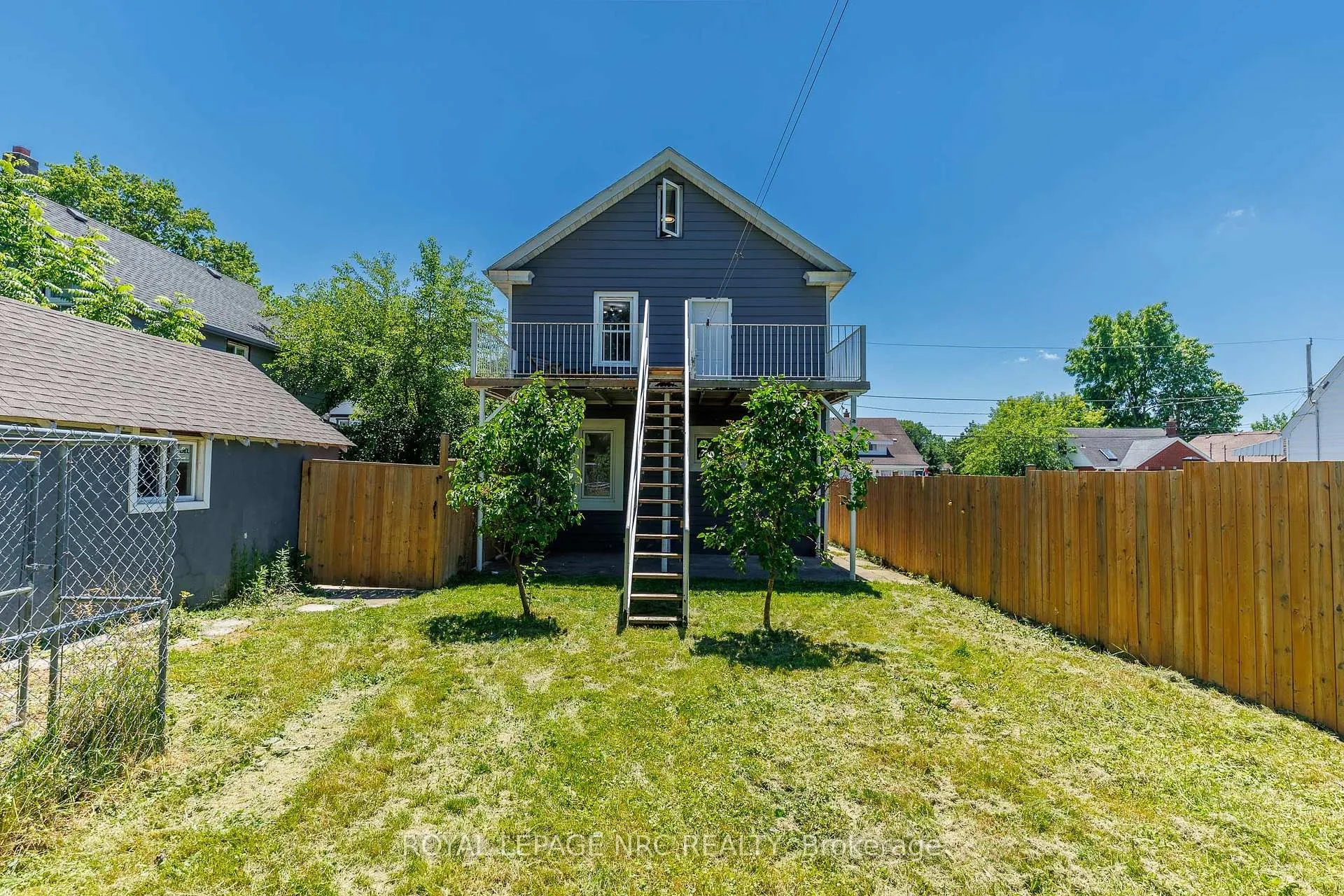 Photo 31 of 6423 Barker Street, Niagara Falls, Dorchester — HOMEH