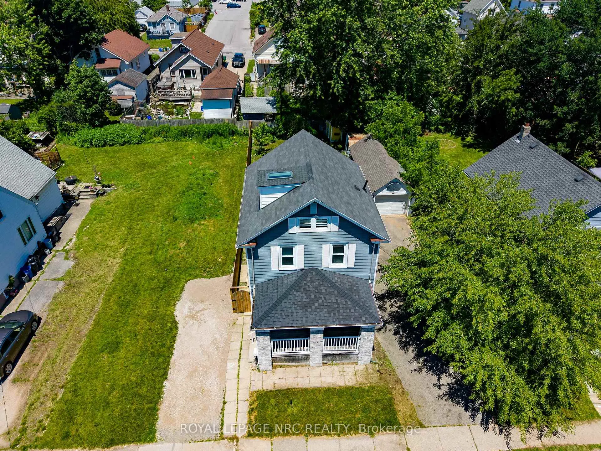 Photo 32 of 6423 Barker Street, Niagara Falls, Dorchester — HOMEH