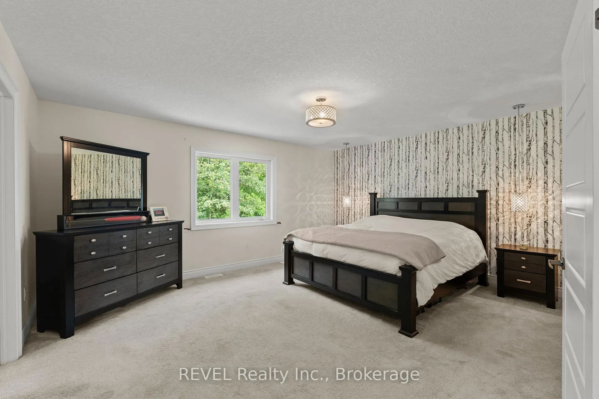 Photo 16 of 8517 Sweet Chestnut Drive, Niagara Falls, Brown — HOMEH