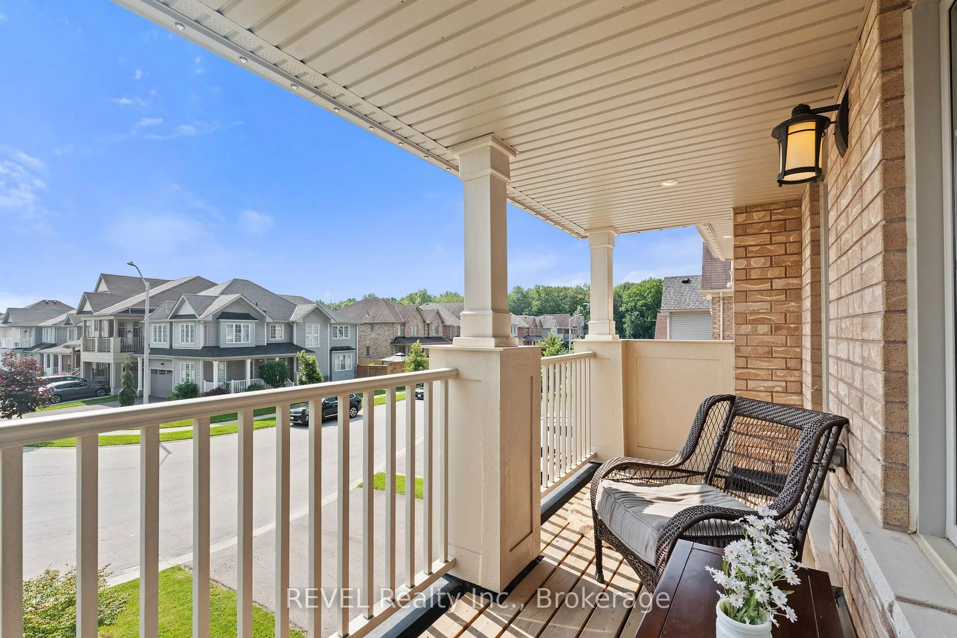 Photo 24 of 8517 Sweet Chestnut Drive, Niagara Falls, Brown — HOMEH