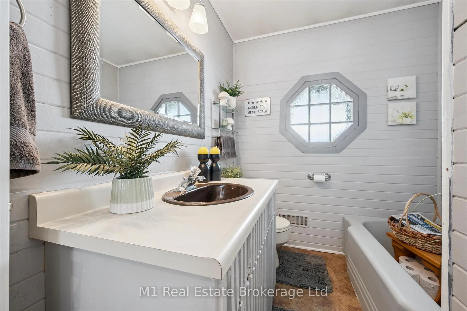 Photo 24 of 667 Sawmill Road, Woolwich, Breslau — HOMEH