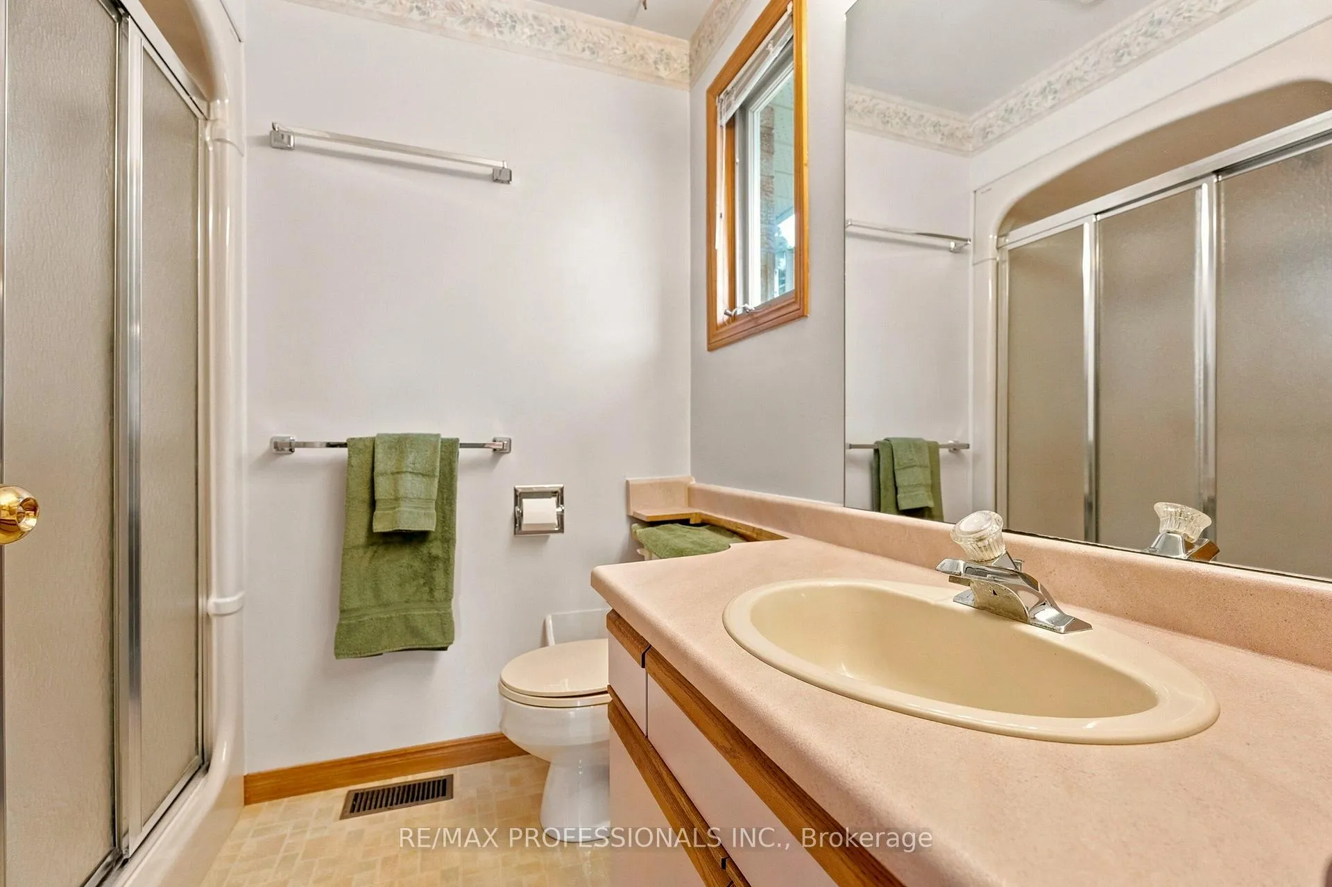 Photo 25 of 581 21st Avenue, Hanover — HOMEH