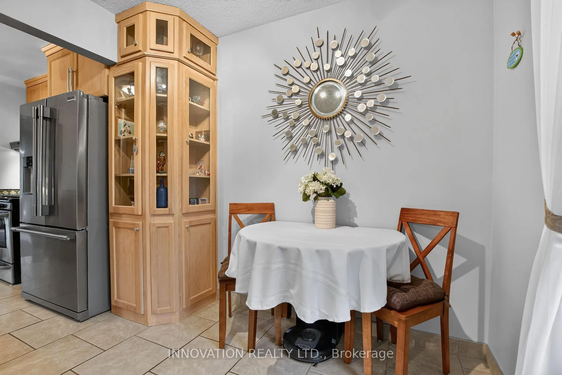 Photo 8 of 23 McKitrick Drive, Ottawa, Kanata - Glencairn/Hazeldean — HOMEH