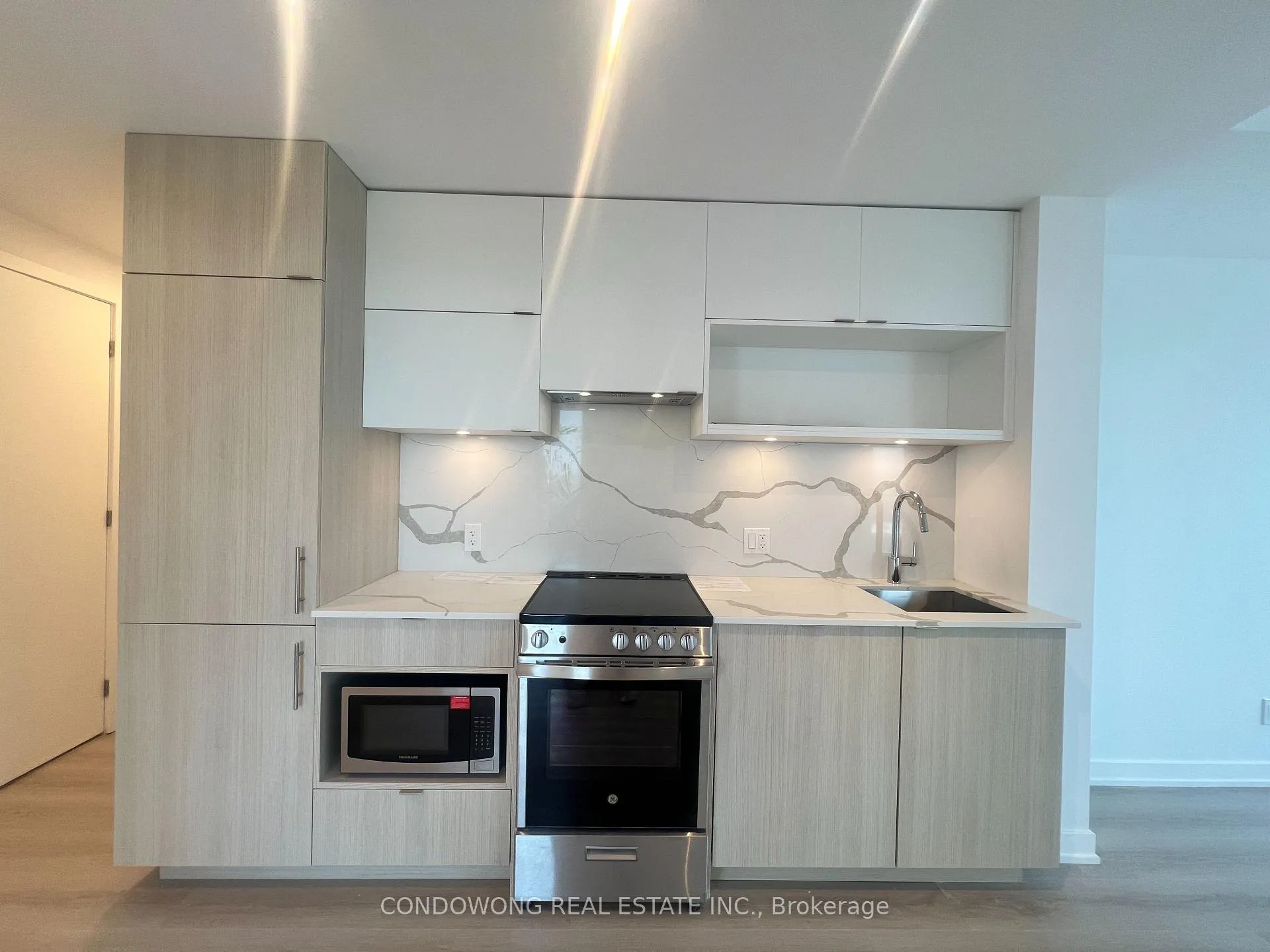 Photo 3 of Unit 3603, 100 Queen Street E, Toronto, Church-Yonge Corridor — HOMEH
