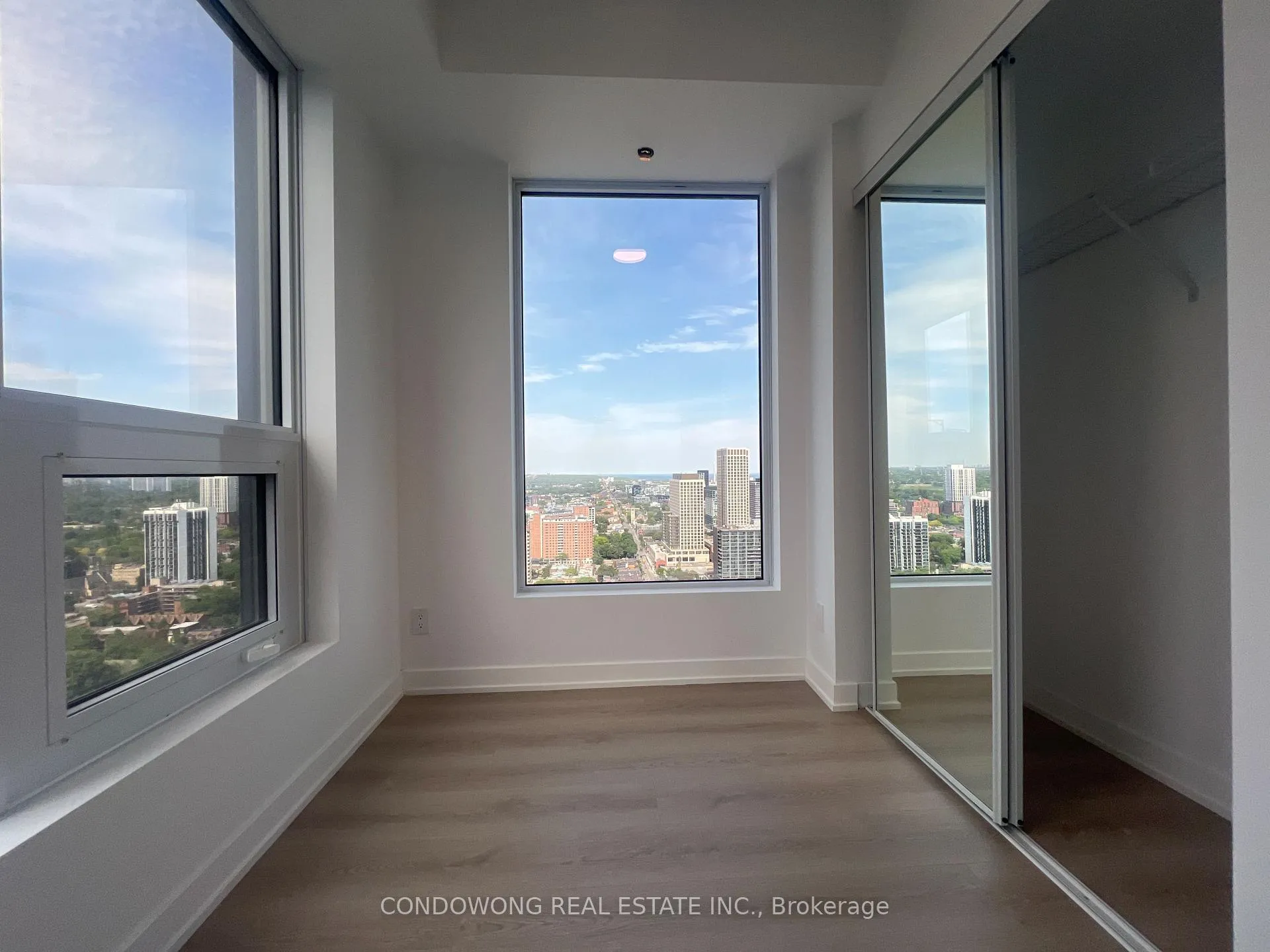 Photo 8 of Unit 3603, 100 Queen Street E, Toronto, Church-Yonge Corridor — HOMEH