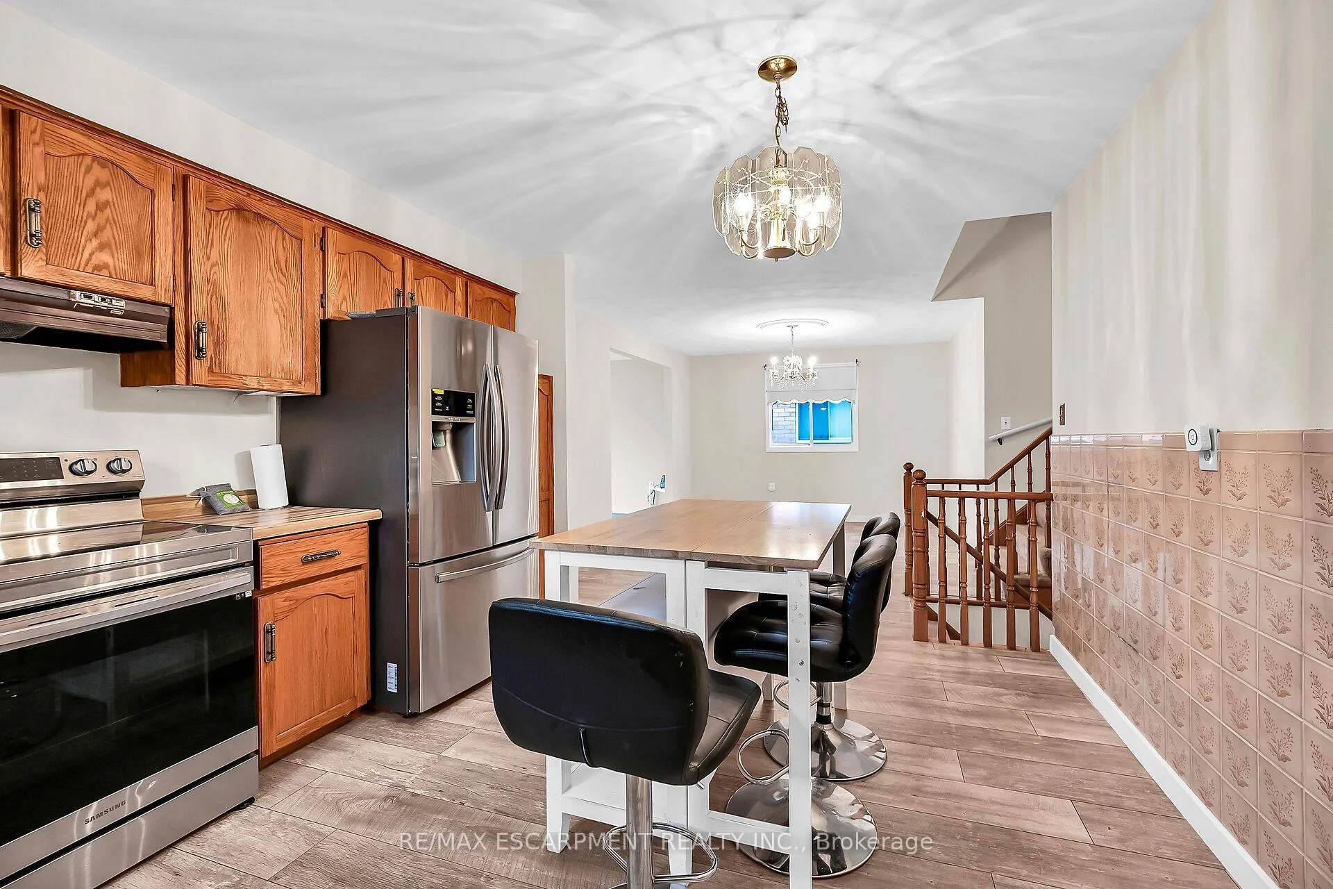 Photo 16 of 541 Limeridge Road E, Hamilton, Thorner — HOMEH