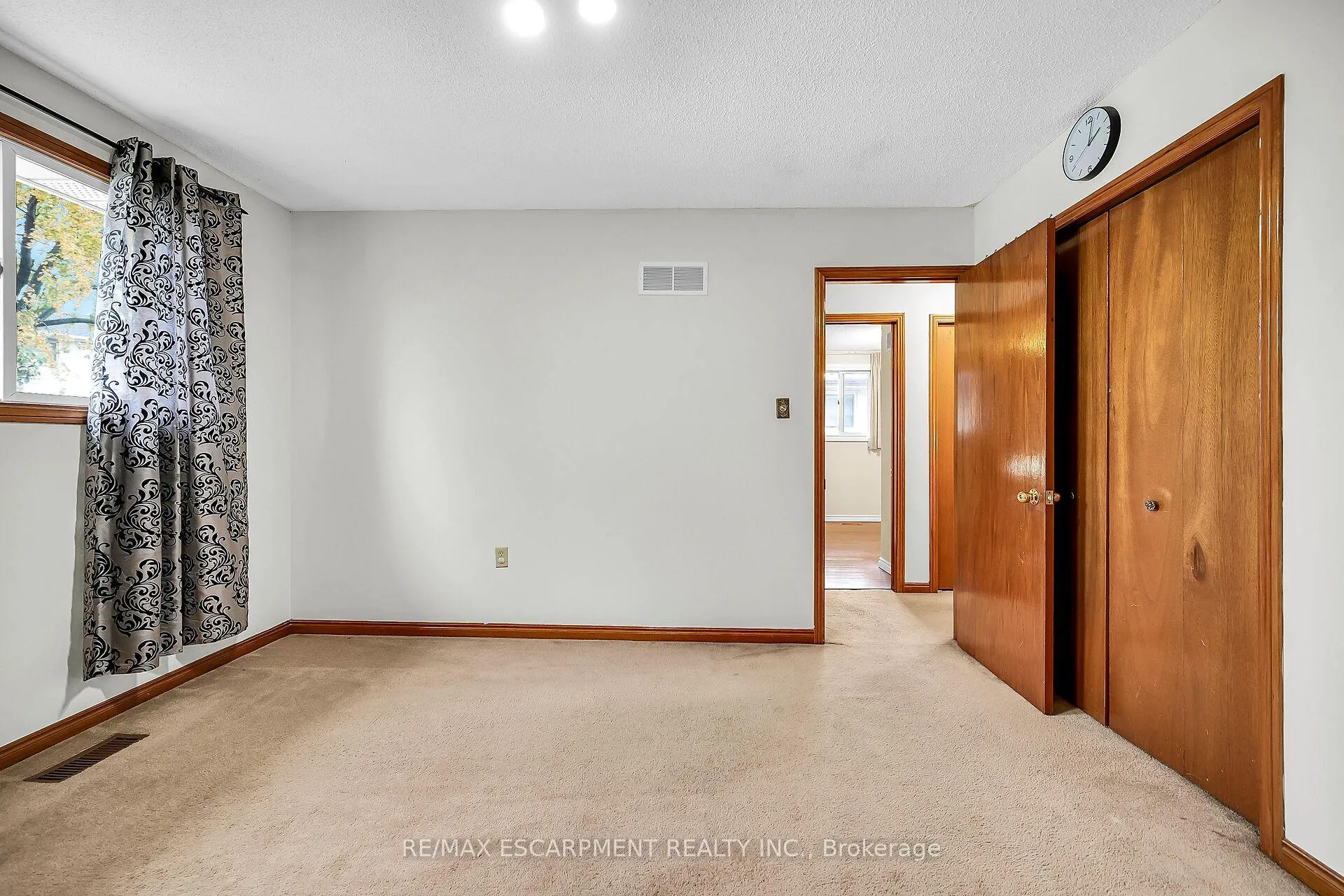 Photo 20 of 541 Limeridge Road E, Hamilton, Thorner — HOMEH