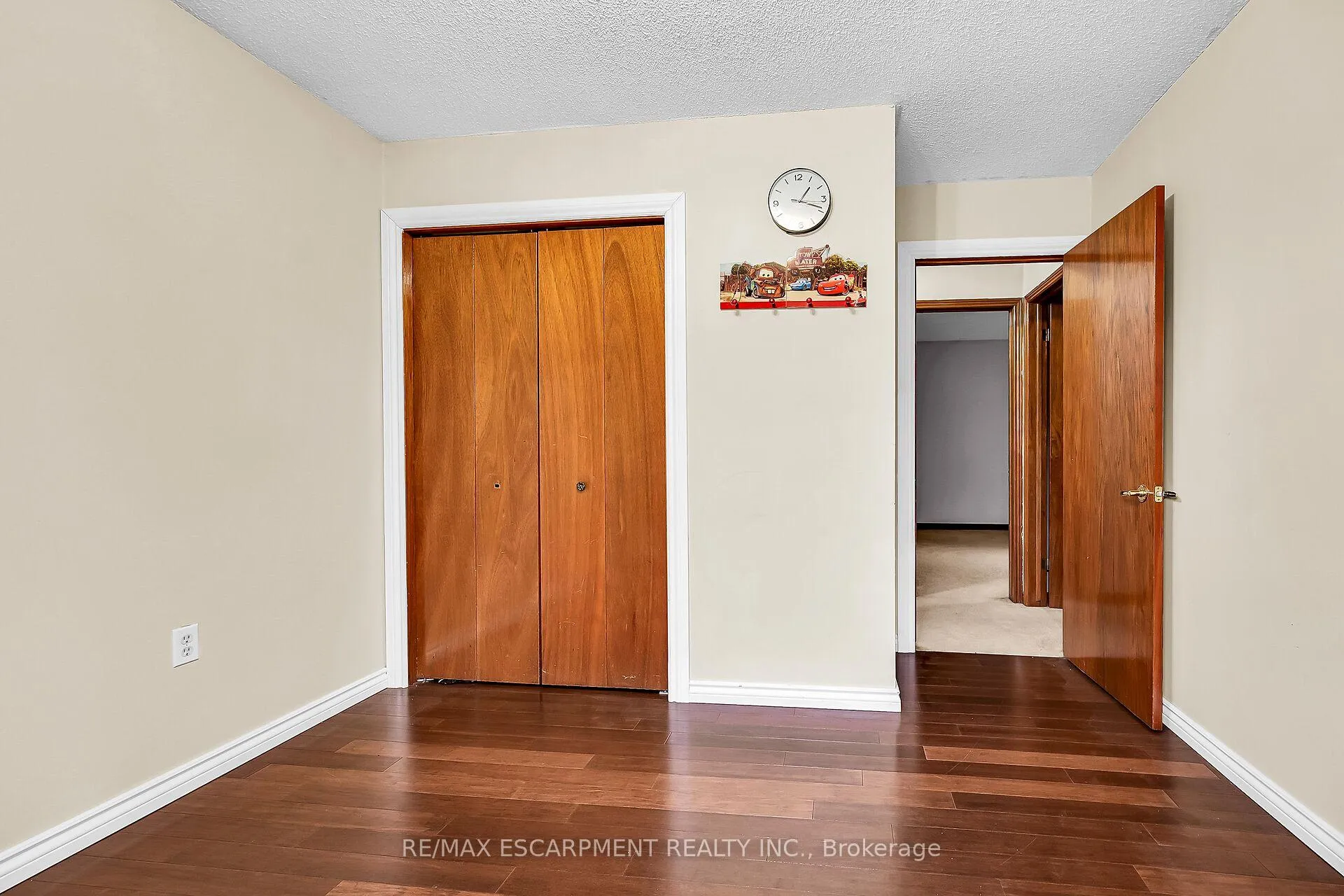 Photo 24 of 541 Limeridge Road E, Hamilton, Thorner — HOMEH