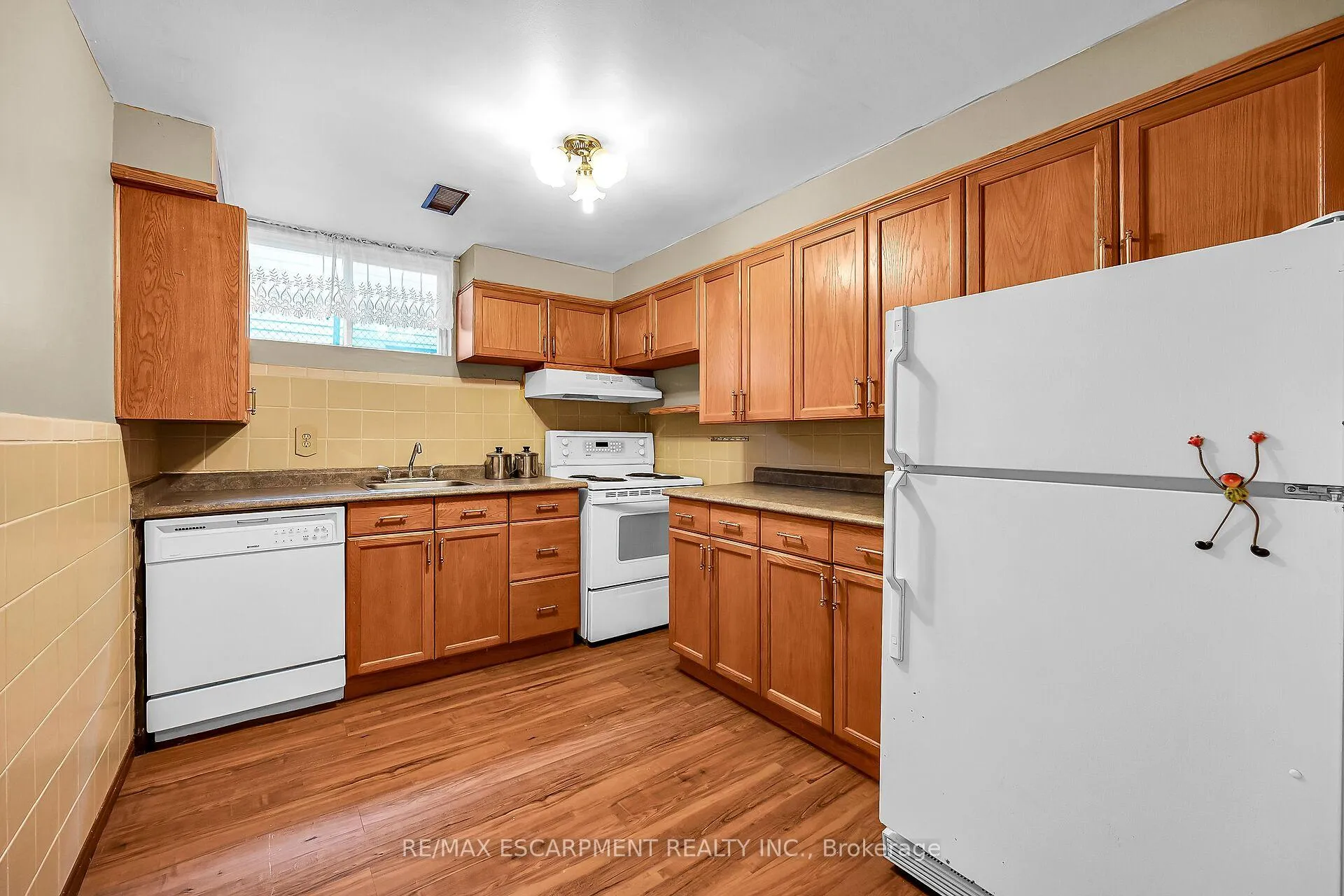 Photo 25 of 541 Limeridge Road E, Hamilton, Thorner — HOMEH