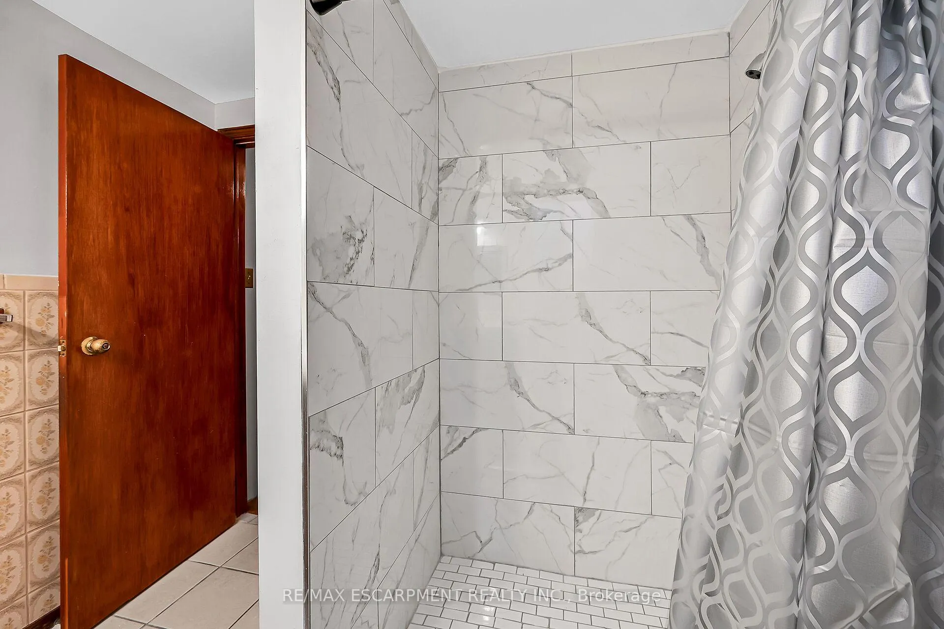 Photo 30 of 541 Limeridge Road E, Hamilton, Thorner — HOMEH