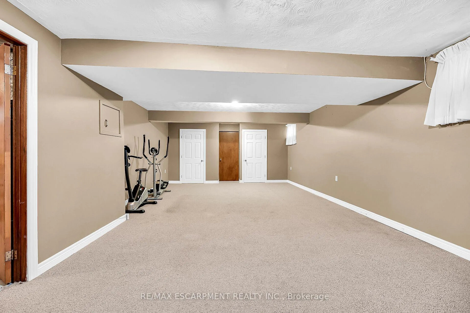 Photo 32 of 541 Limeridge Road E, Hamilton, Thorner — HOMEH