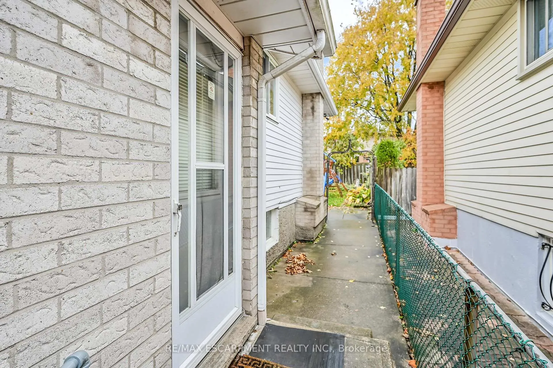 Photo 33 of 541 Limeridge Road E, Hamilton, Thorner — HOMEH