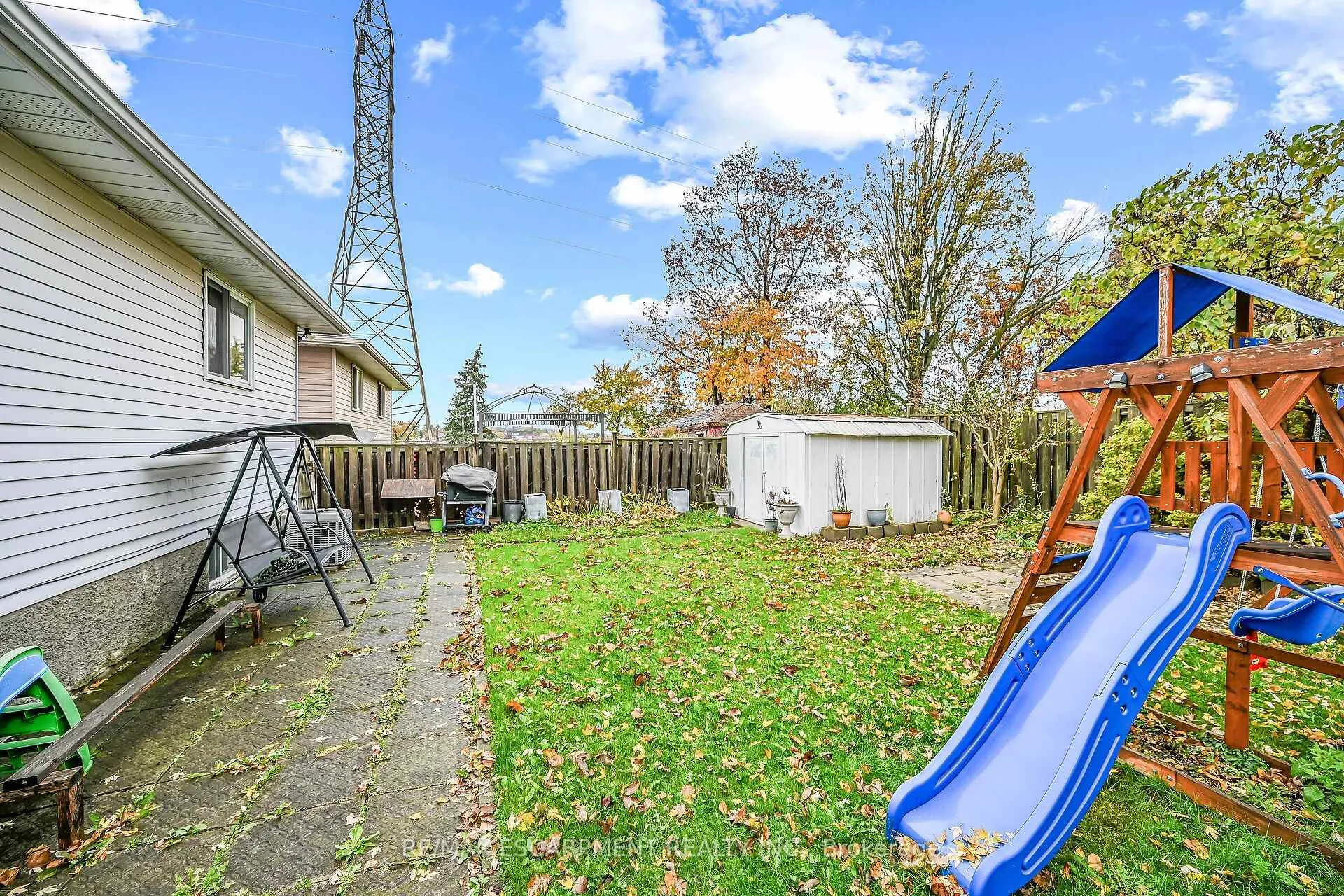 Photo 35 of 541 Limeridge Road E, Hamilton, Thorner — HOMEH