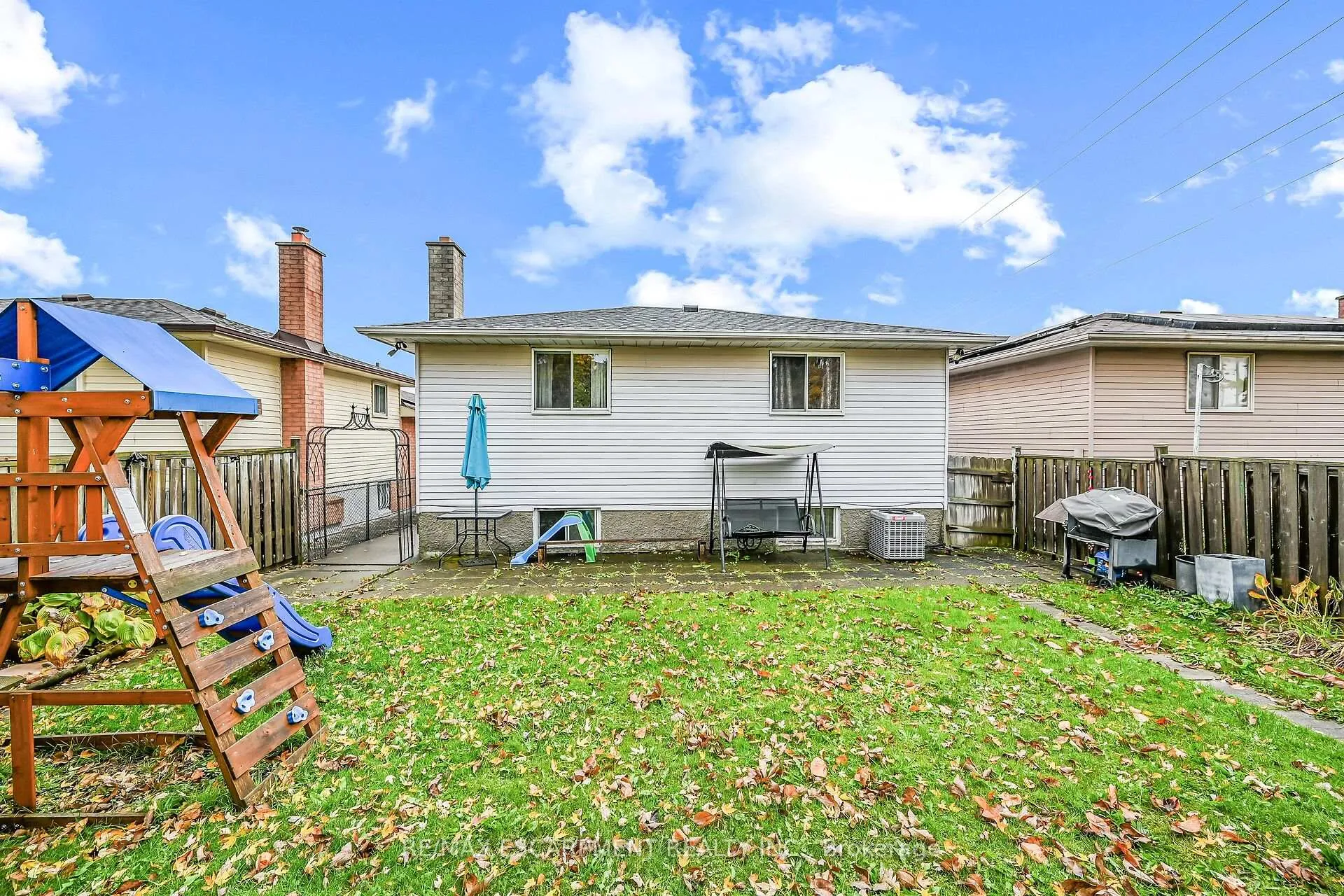 Photo 38 of 541 Limeridge Road E, Hamilton, Thorner — HOMEH