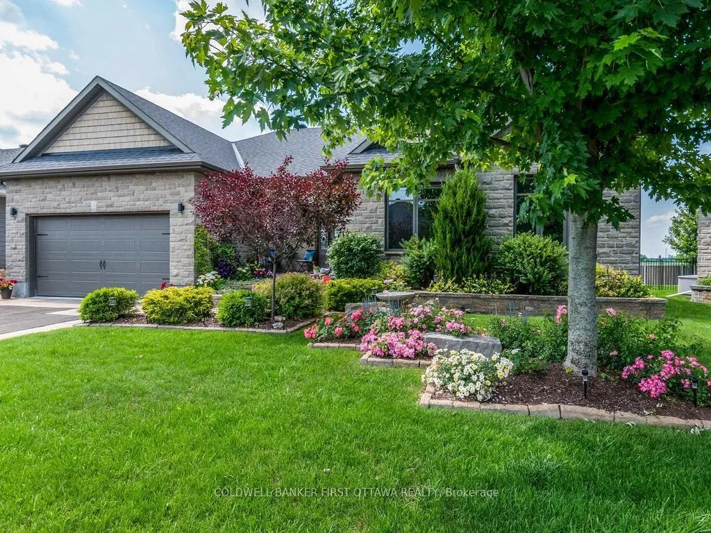 Photo 4 of 76 Bald Eagle Crescent, Ottawa, Richmond — HOMEH