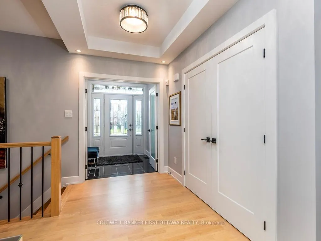 Photo 7 of 76 Bald Eagle Crescent, Ottawa, Richmond — HOMEH
