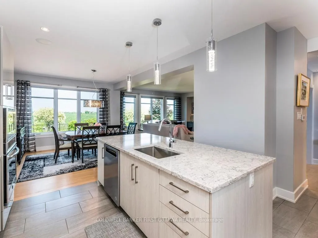 Photo 18 of 76 Bald Eagle Crescent, Ottawa, Richmond — HOMEH