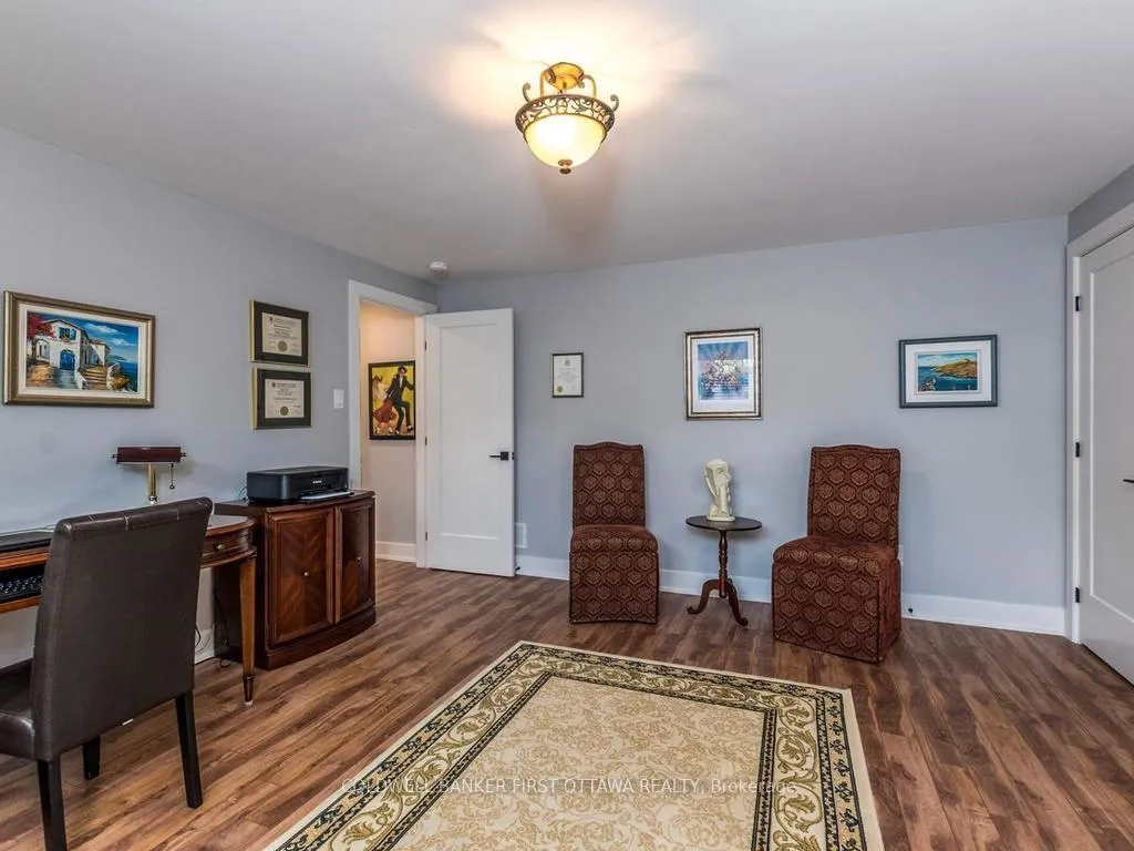 Photo 34 of 76 Bald Eagle Crescent, Ottawa, Richmond — HOMEH